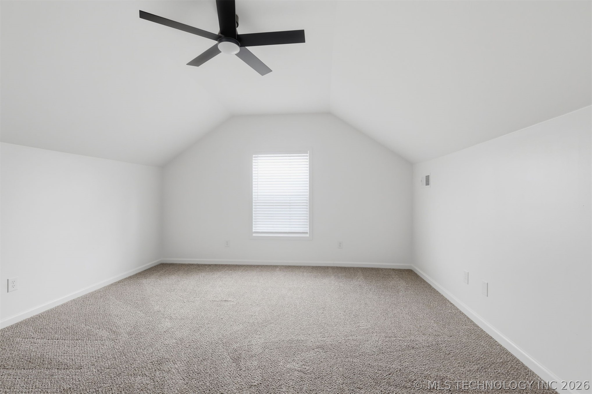 2538 E 17th Place Property Photo 26