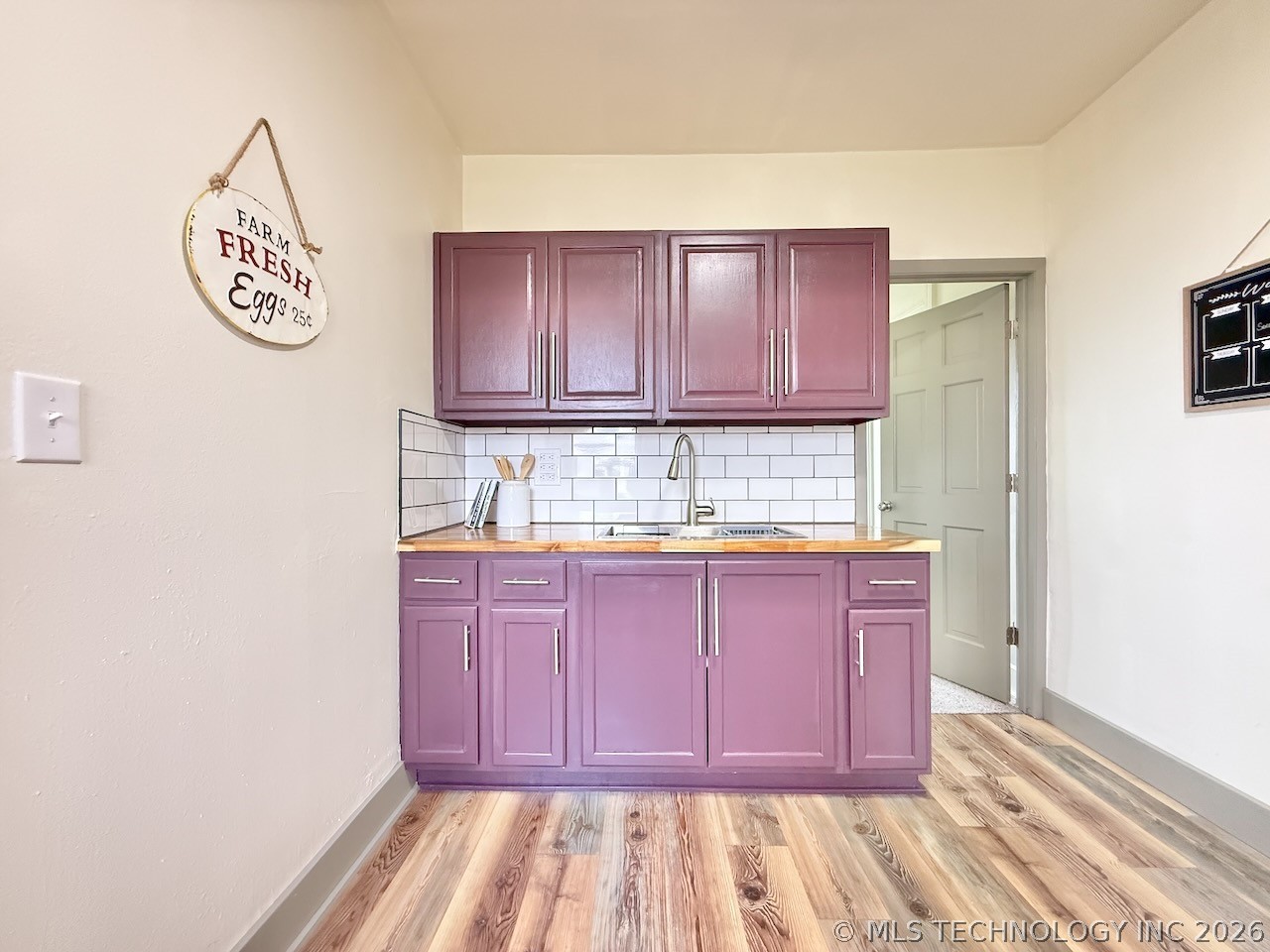 938 W Teel Road Property Photo 23