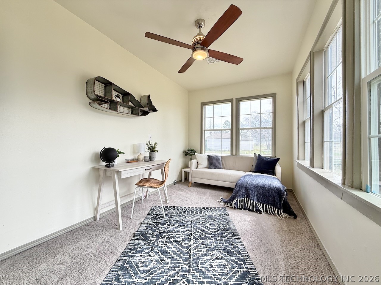 938 W Teel Road Property Photo 30