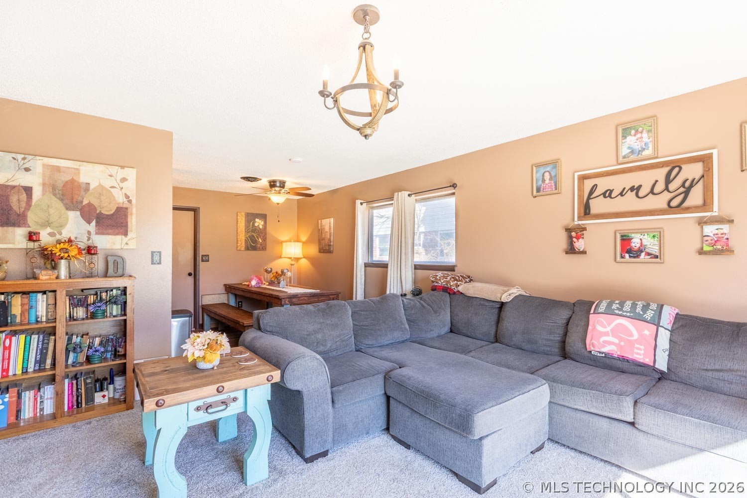 1524 Pineywood Property Photo 6
