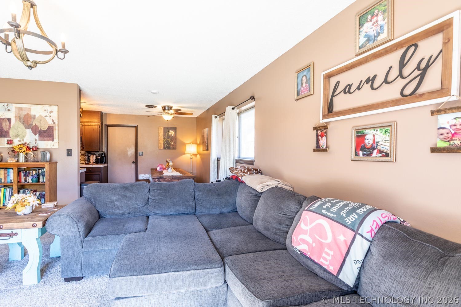 1524 Pineywood Property Photo 7