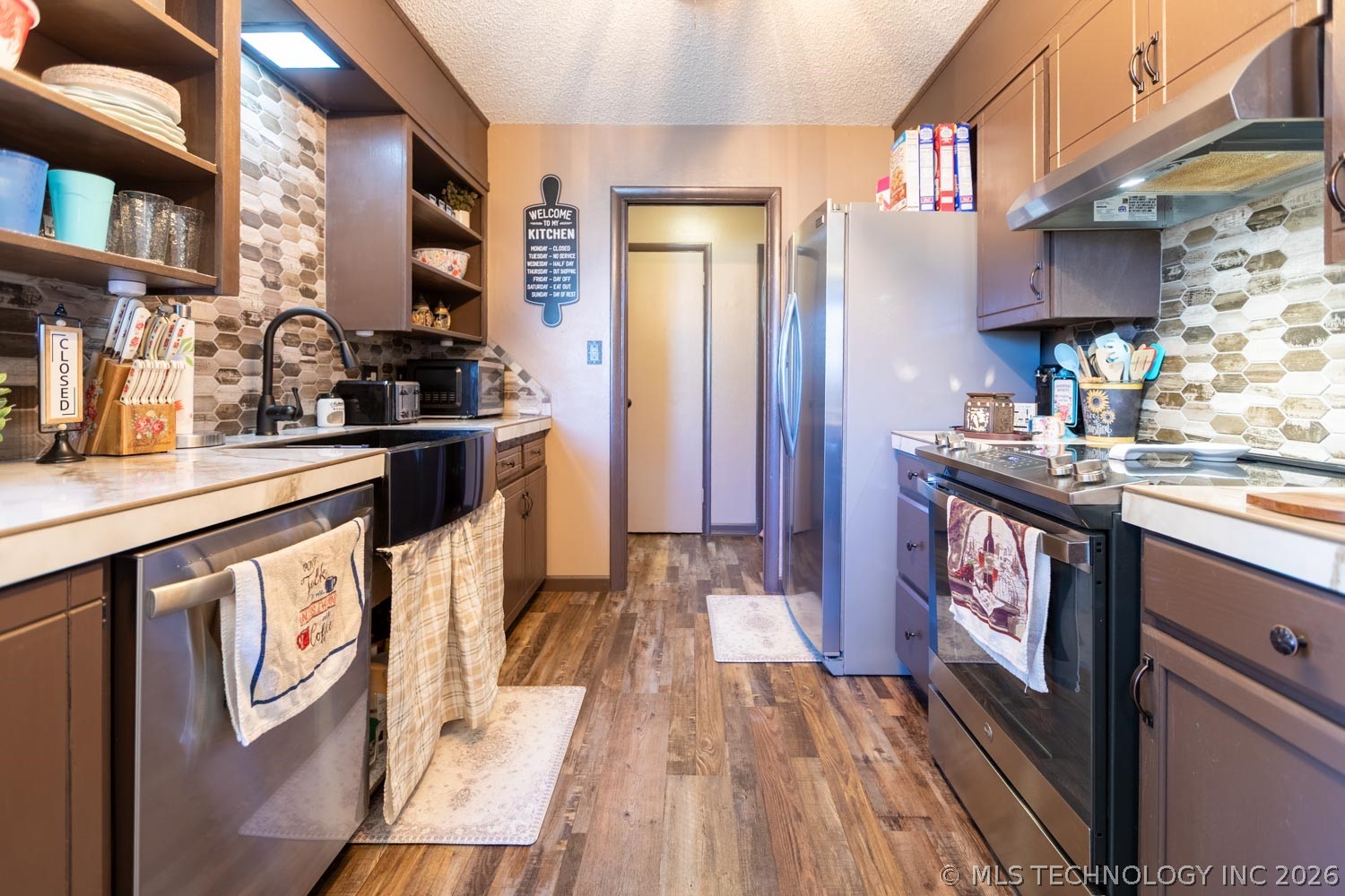 1524 Pineywood Property Photo 9