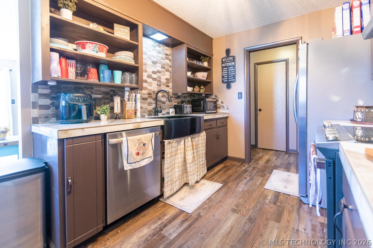 1524 Pineywood Property Photo 10