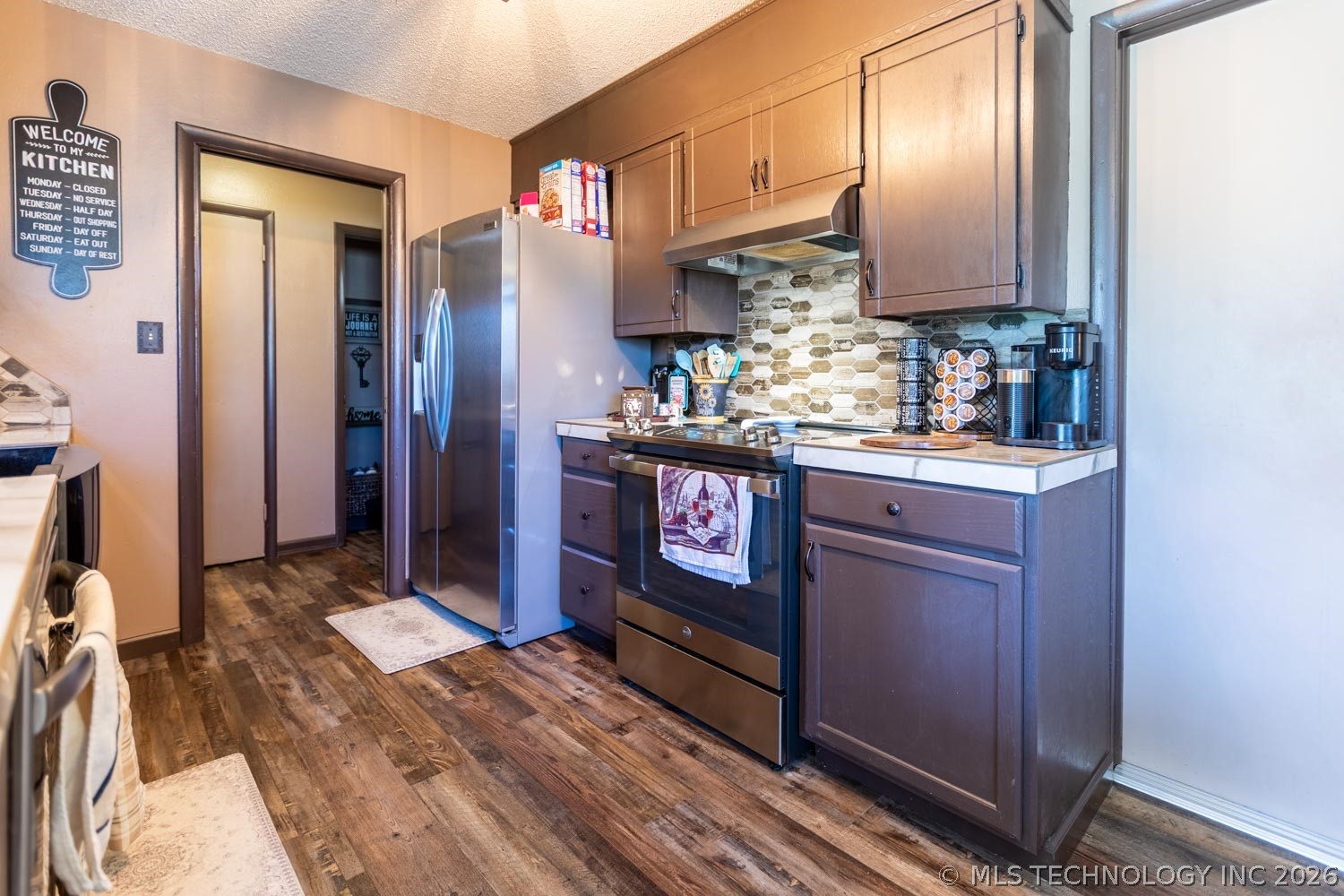 1524 Pineywood Property Photo 12