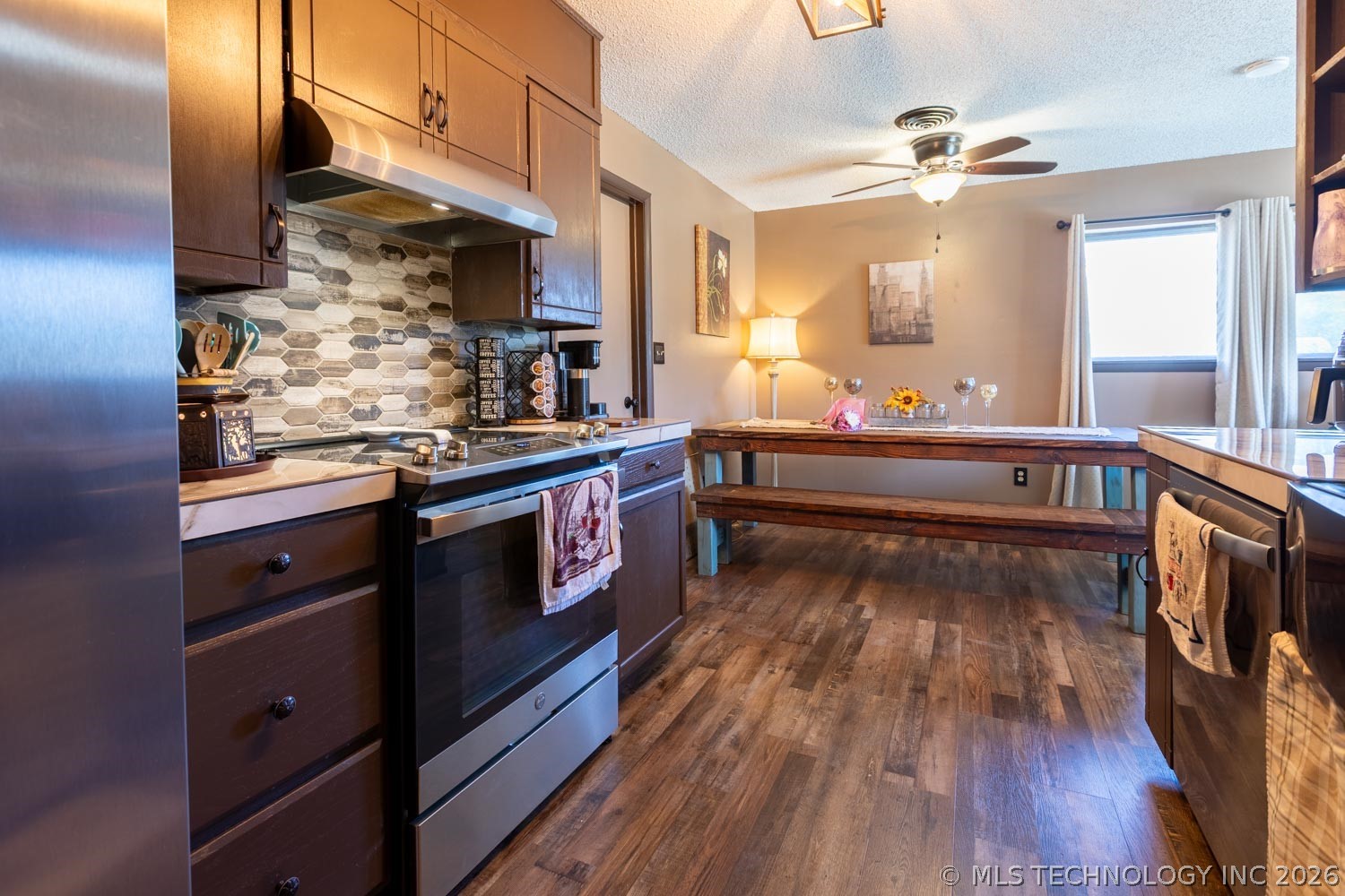 1524 Pineywood Property Photo 16