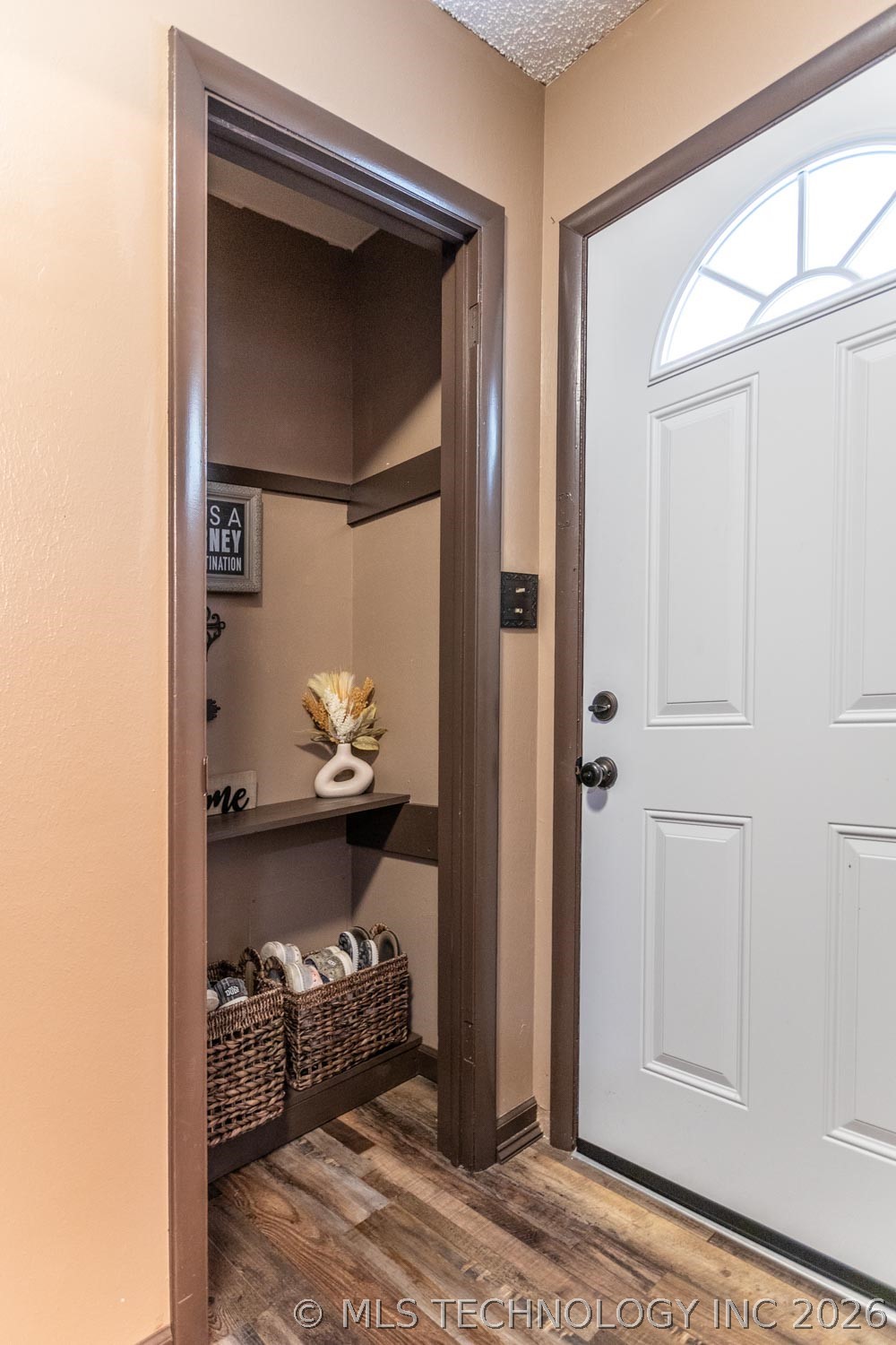 1524 Pineywood Property Photo 22
