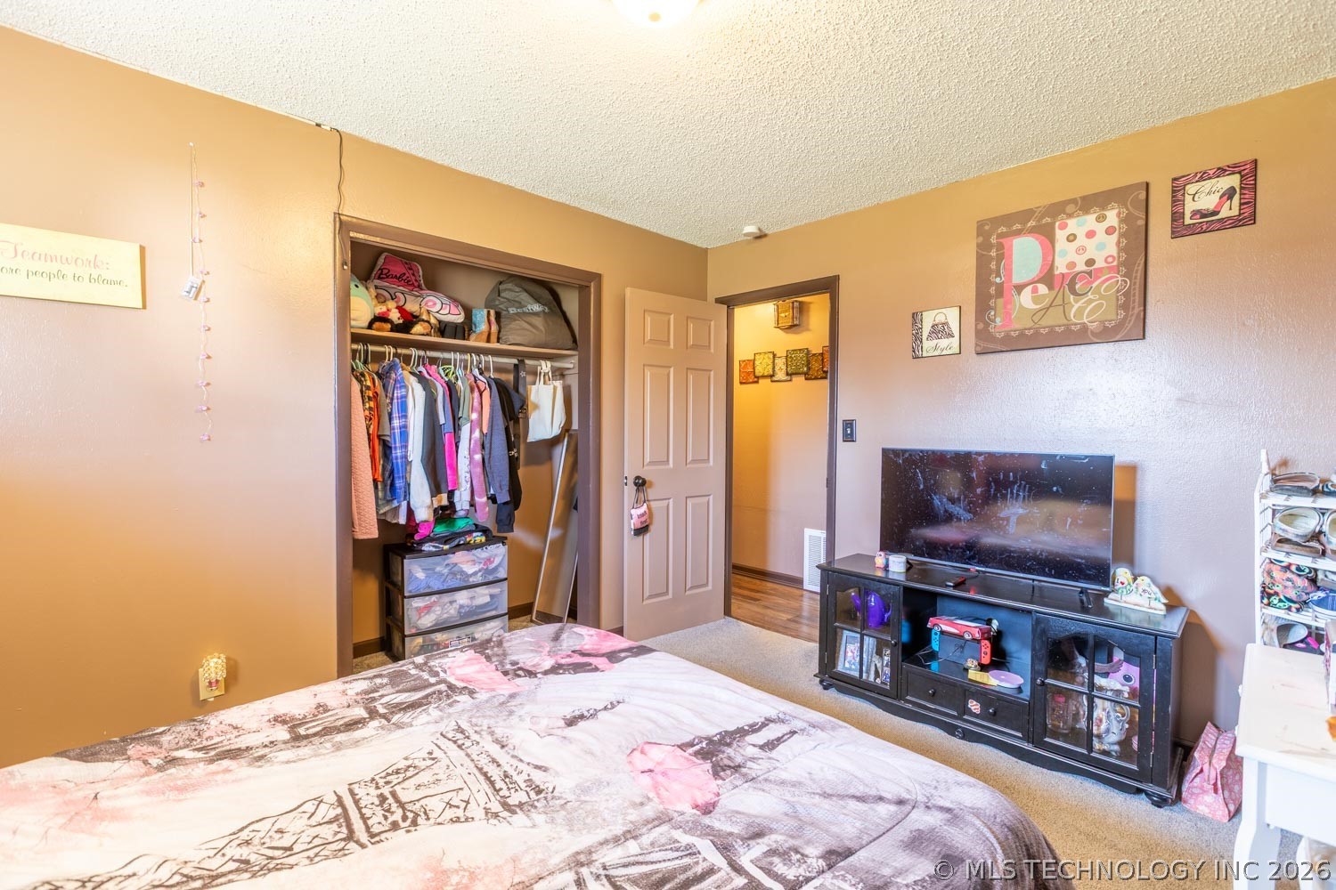 1524 Pineywood Property Photo 26