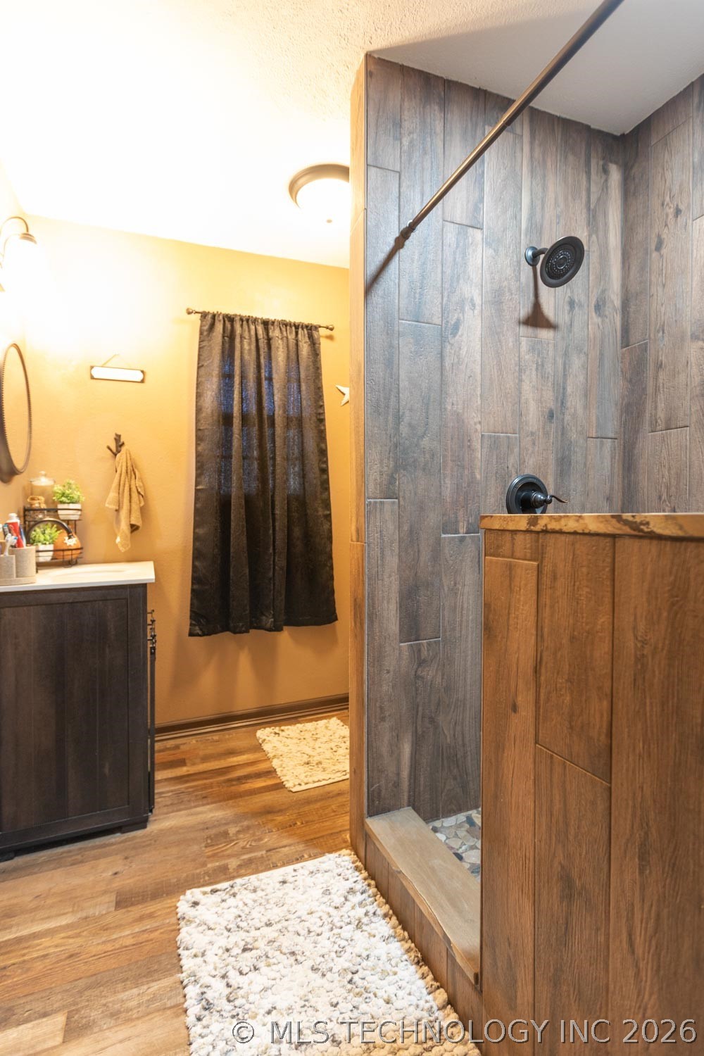 1524 Pineywood Property Photo 39
