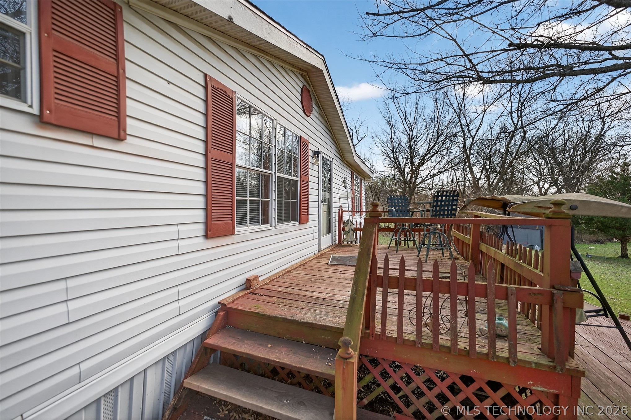 1000 S Maple Street Property Photo 3