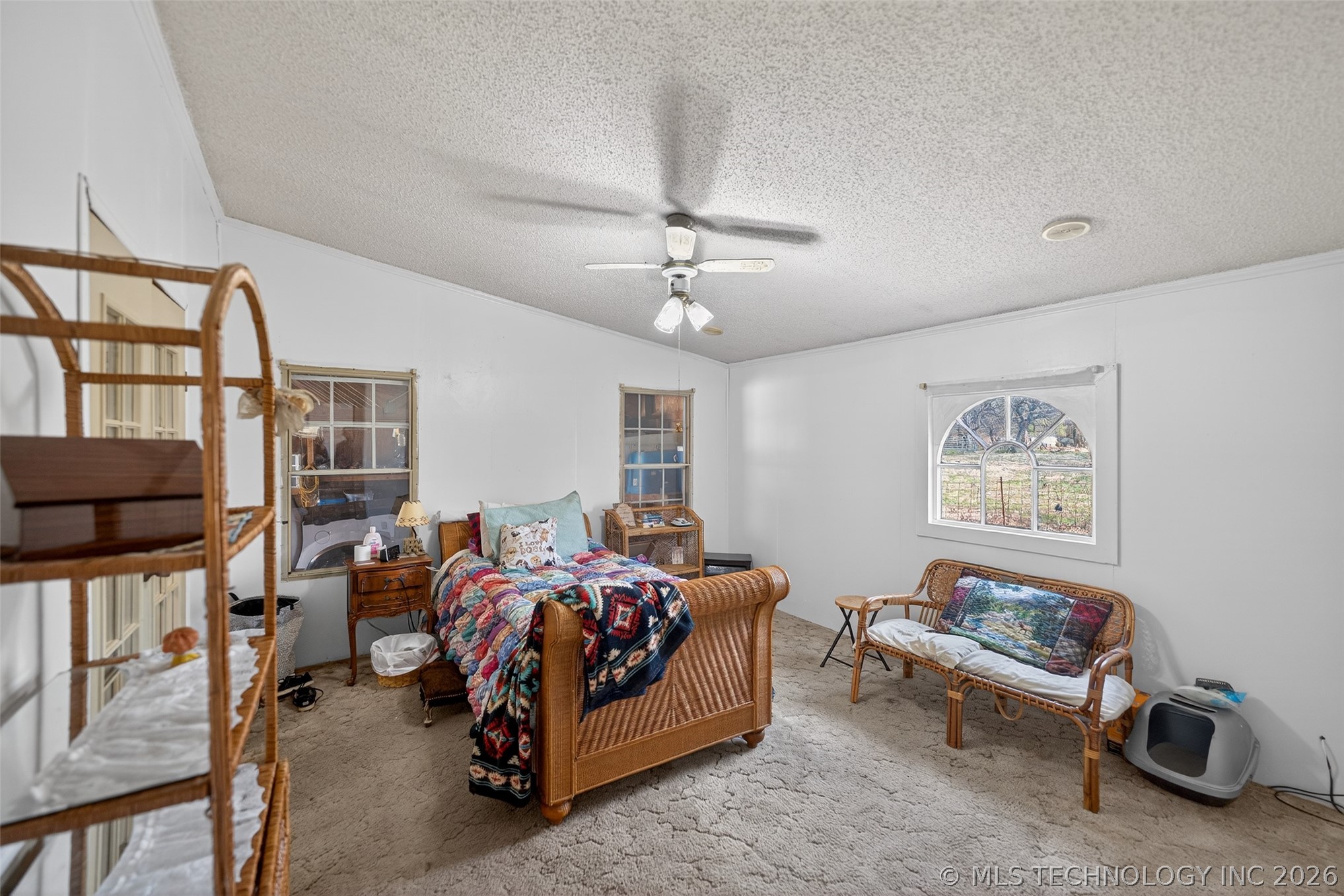 1000 S Maple Street Property Photo 11