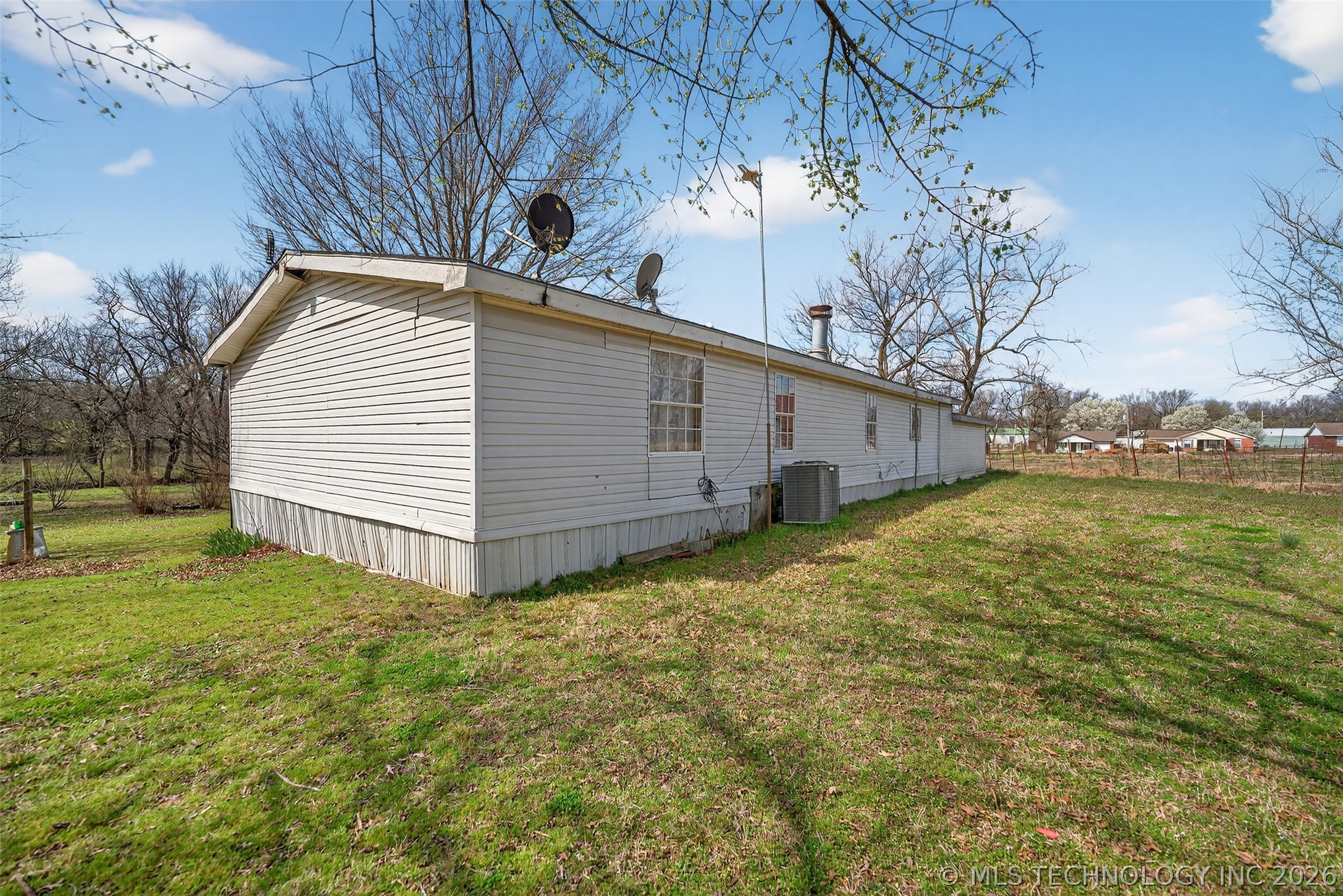 1000 S Maple Street Property Photo 23