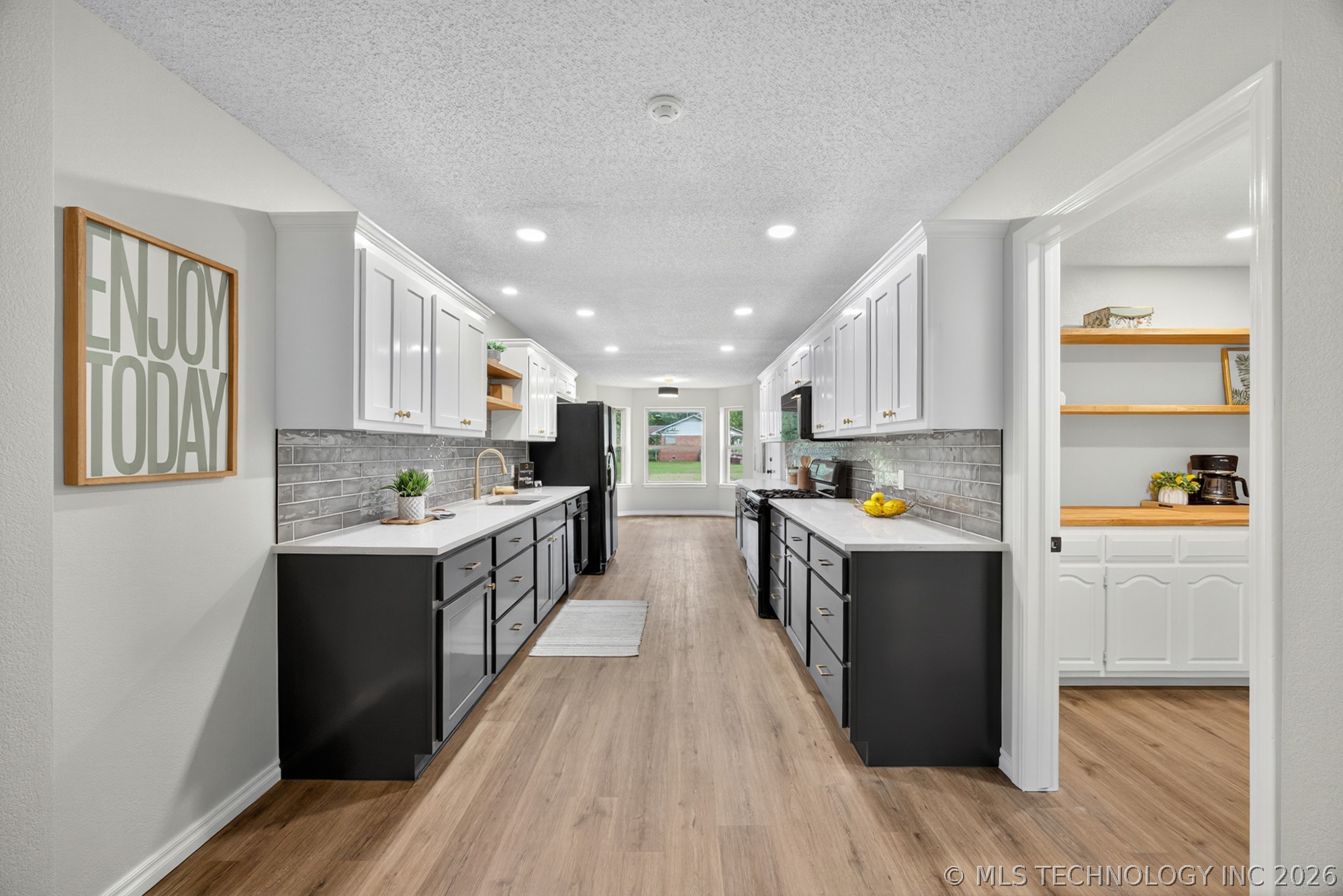 8452 E Blackwell Avenue Property Photo 14