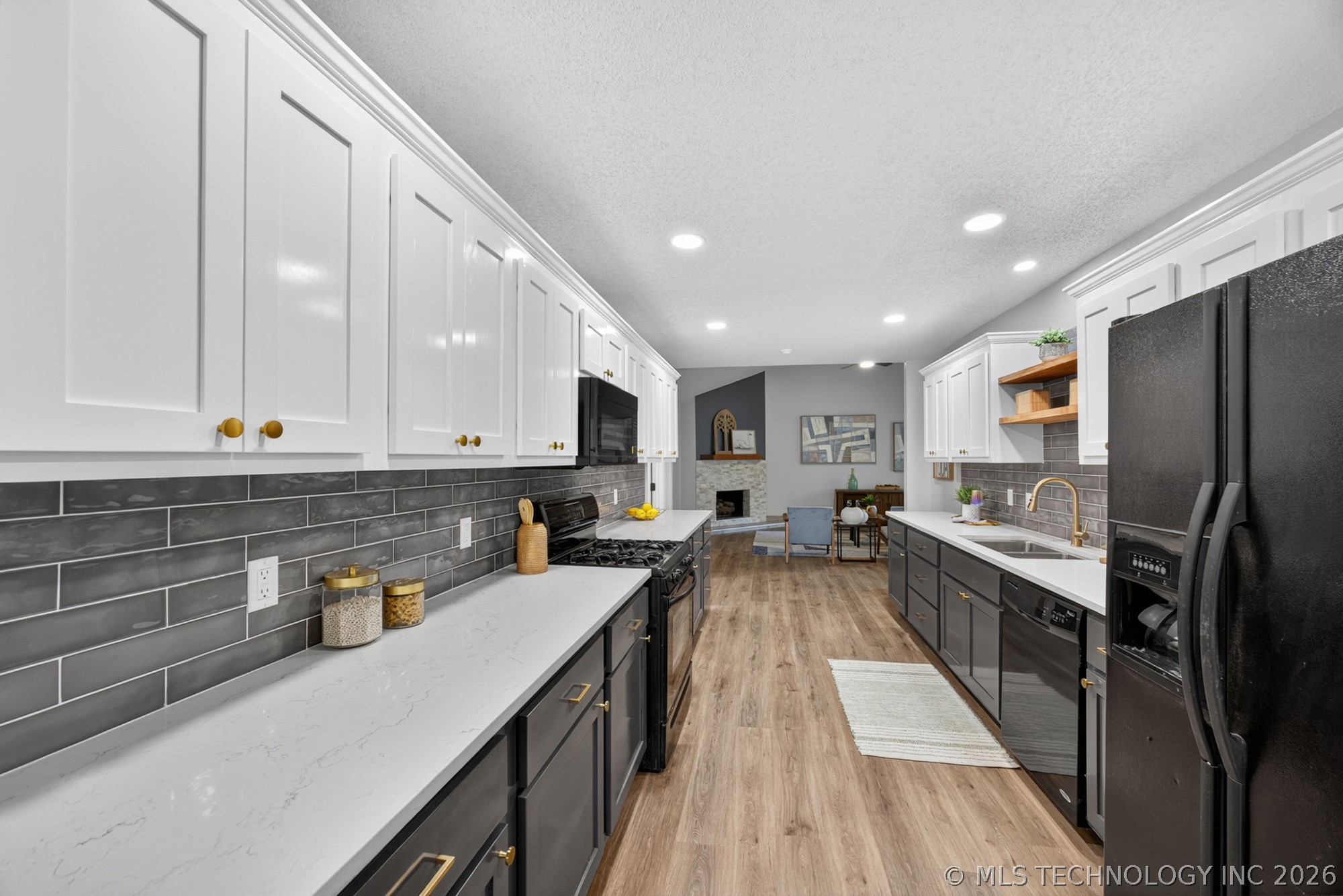 8452 E Blackwell Avenue Property Photo 16