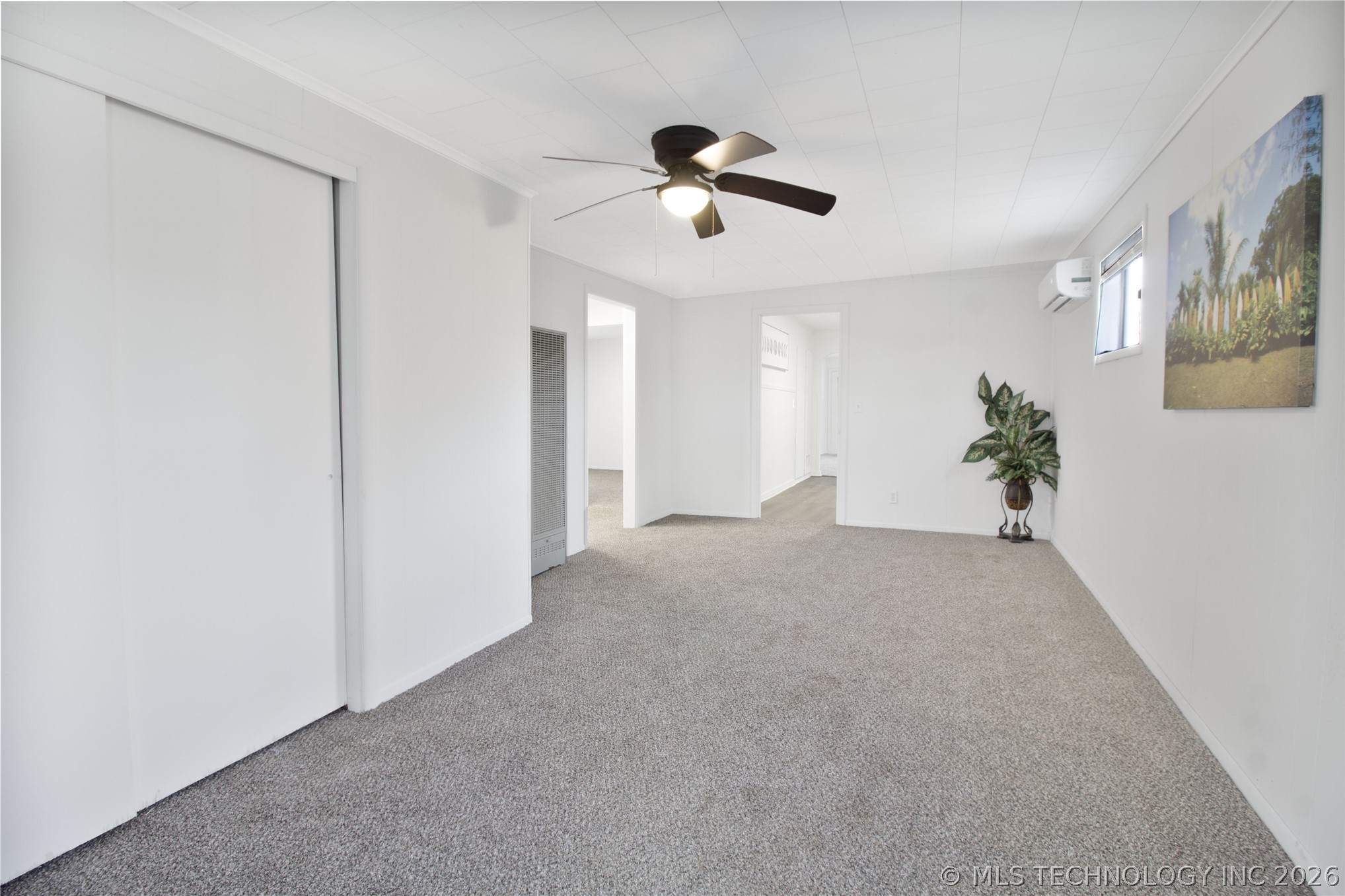 1714 S Armstrong Avenue Property Photo 8