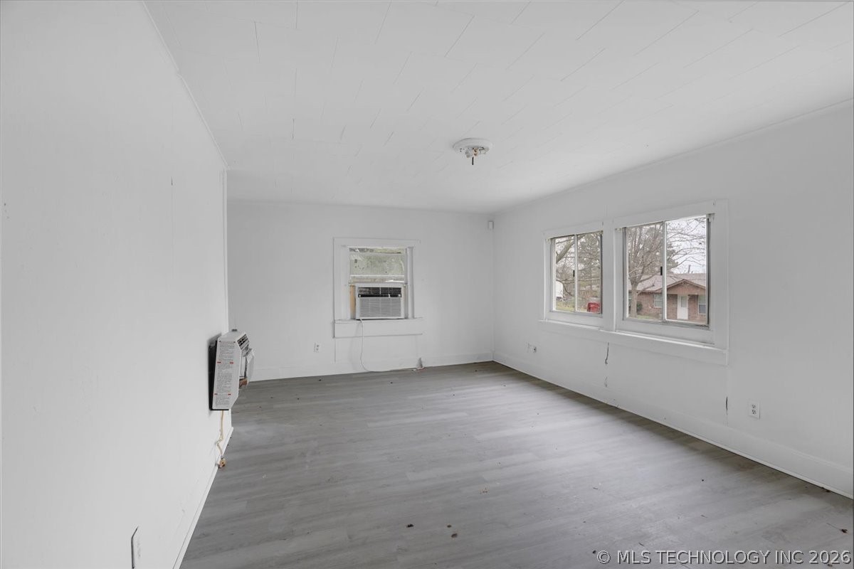 815 N J Street Property Photo 5