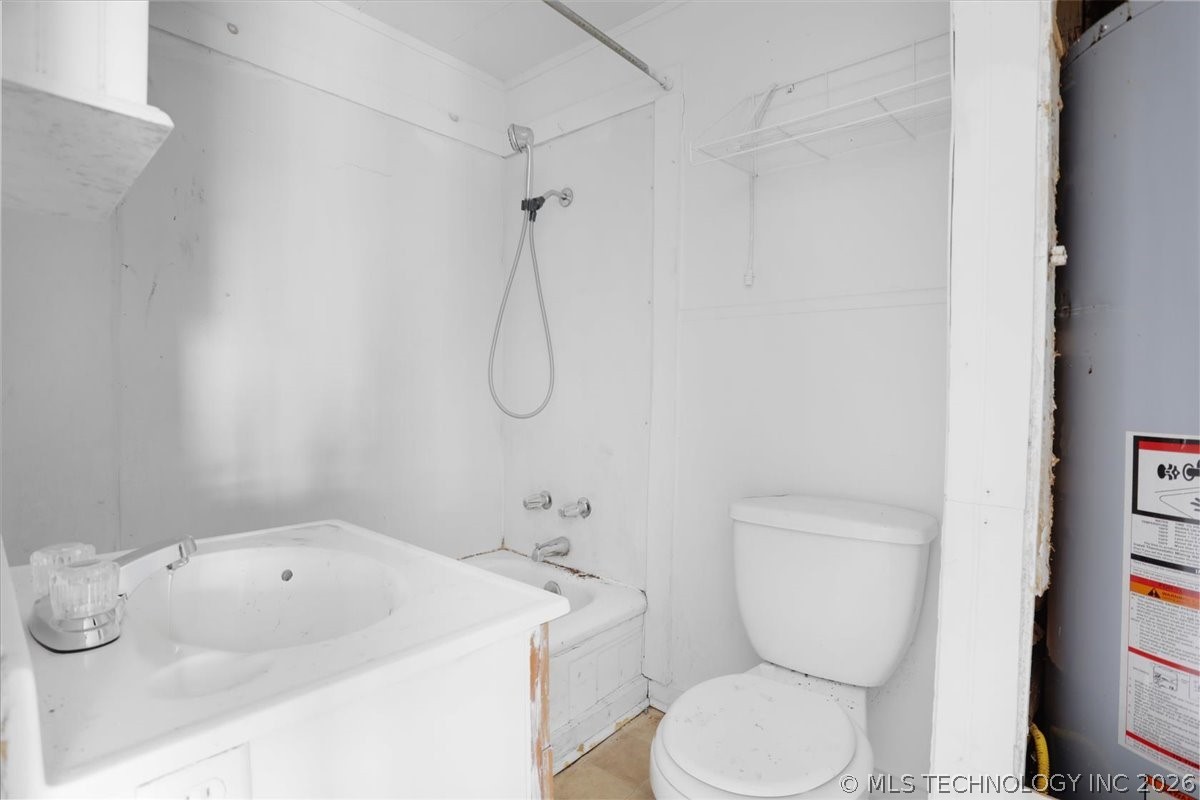 815 N J Street Property Photo 9