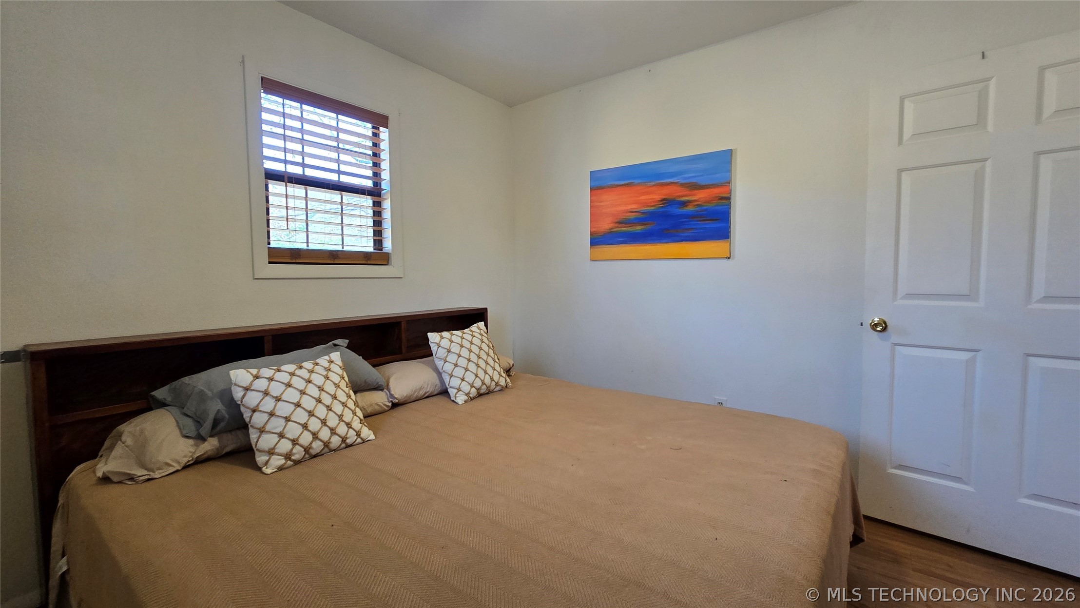 240 W French Street Property Photo 13