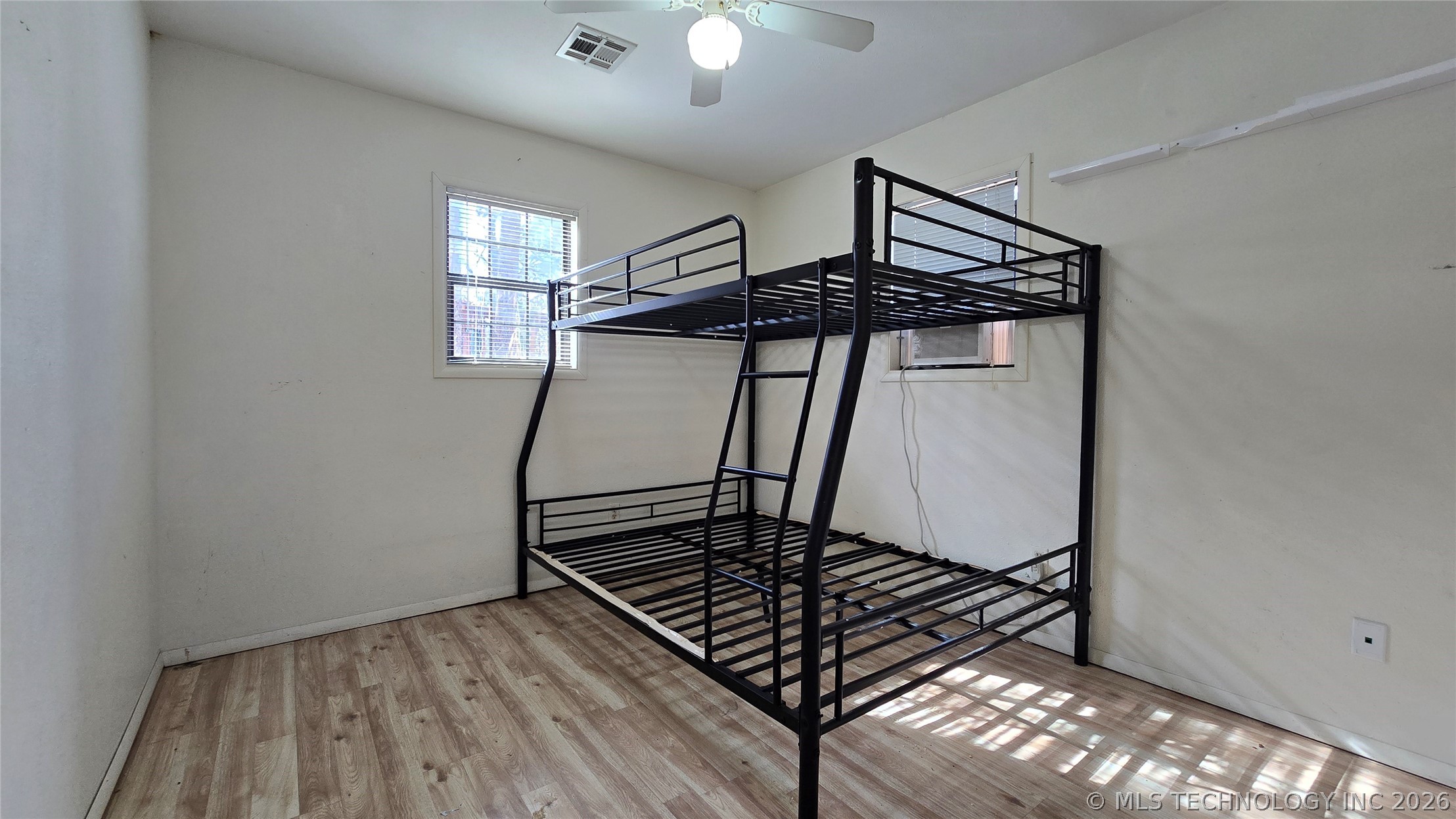 240 W French Street Property Photo 22