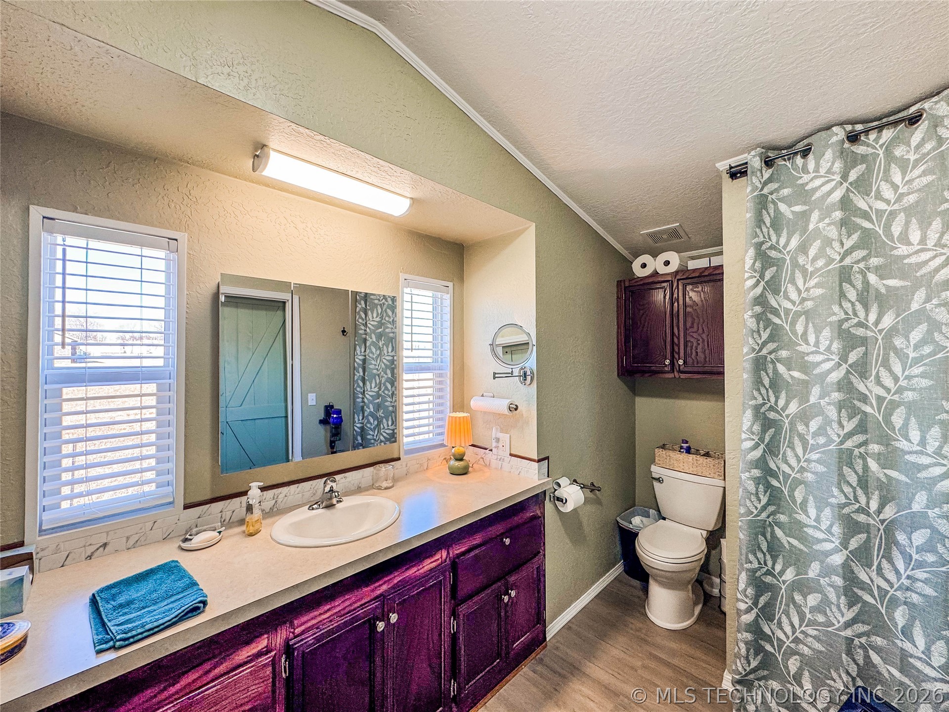 114165 S 4201 Property Photo 26
