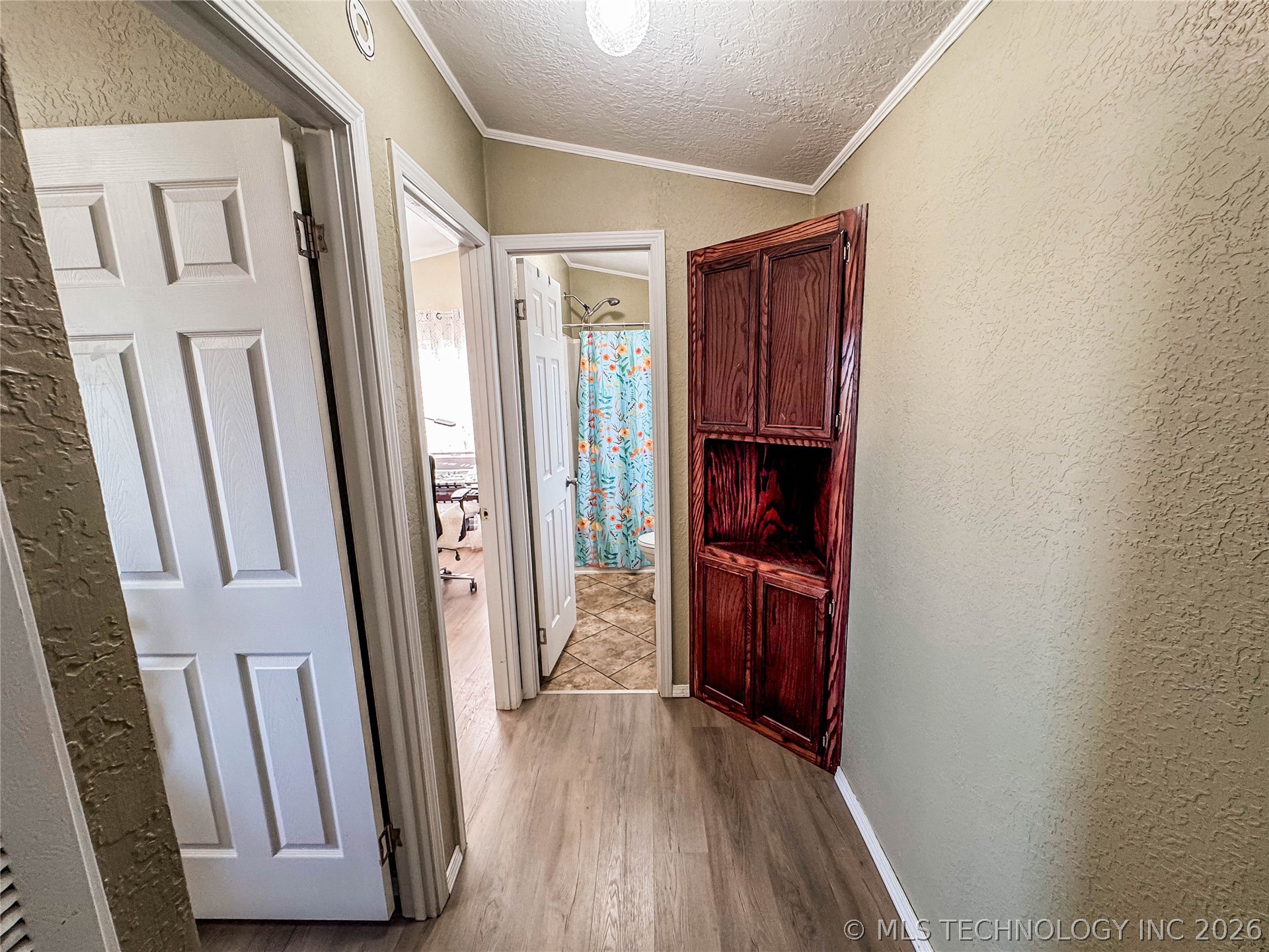 114165 S 4201 Property Photo 31