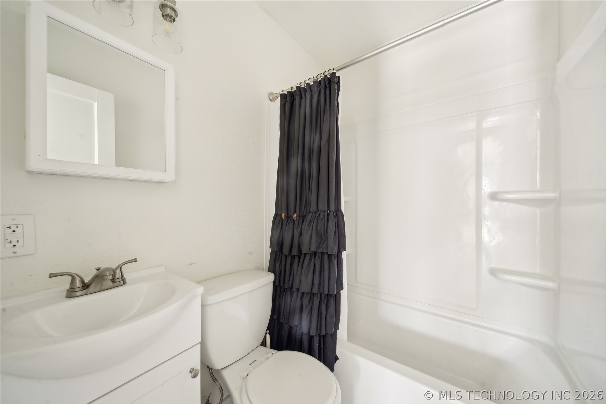 601 N 14th Street Property Photo 7