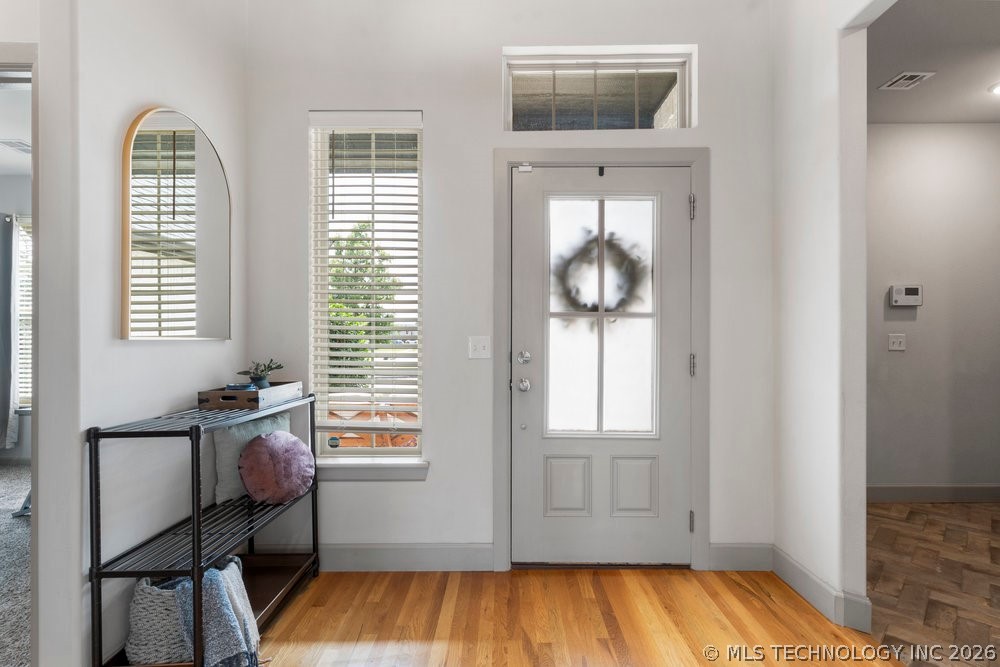 13019 S 5th Place Property Photo 7