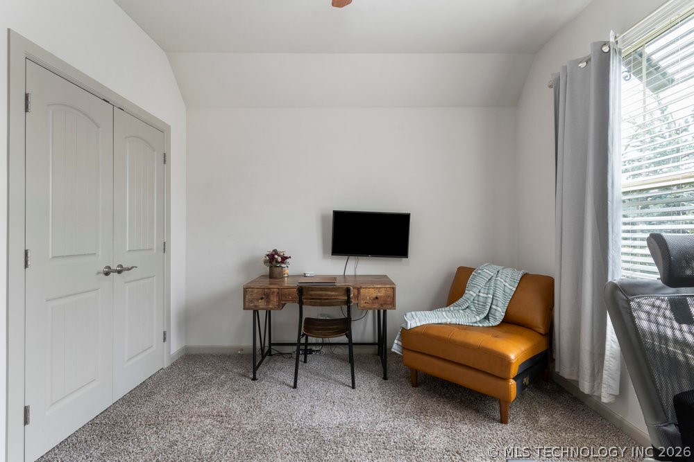 13019 S 5th Place Property Photo 21