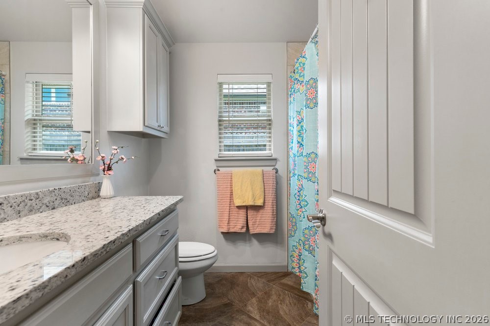 13019 S 5th Place Property Photo 32