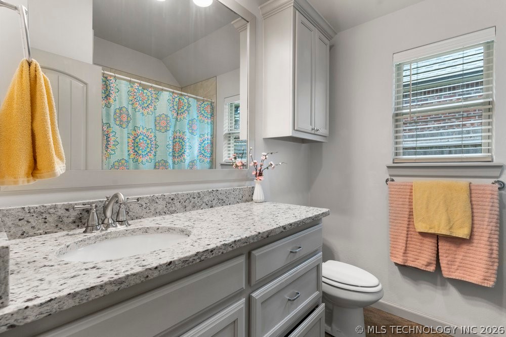 13019 S 5th Place Property Photo 33