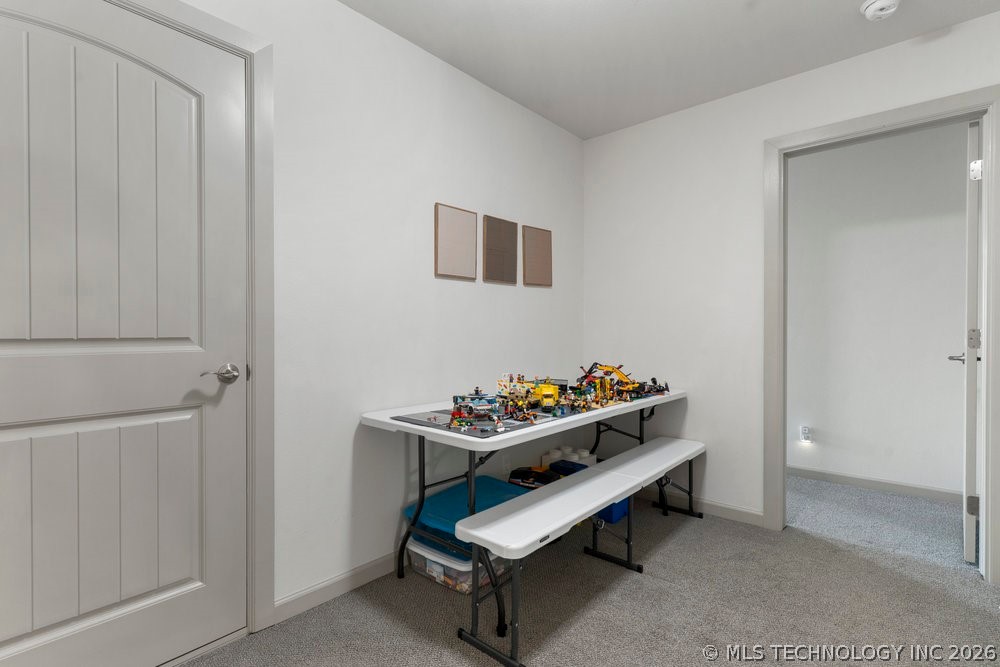 13019 S 5th Place Property Photo 39