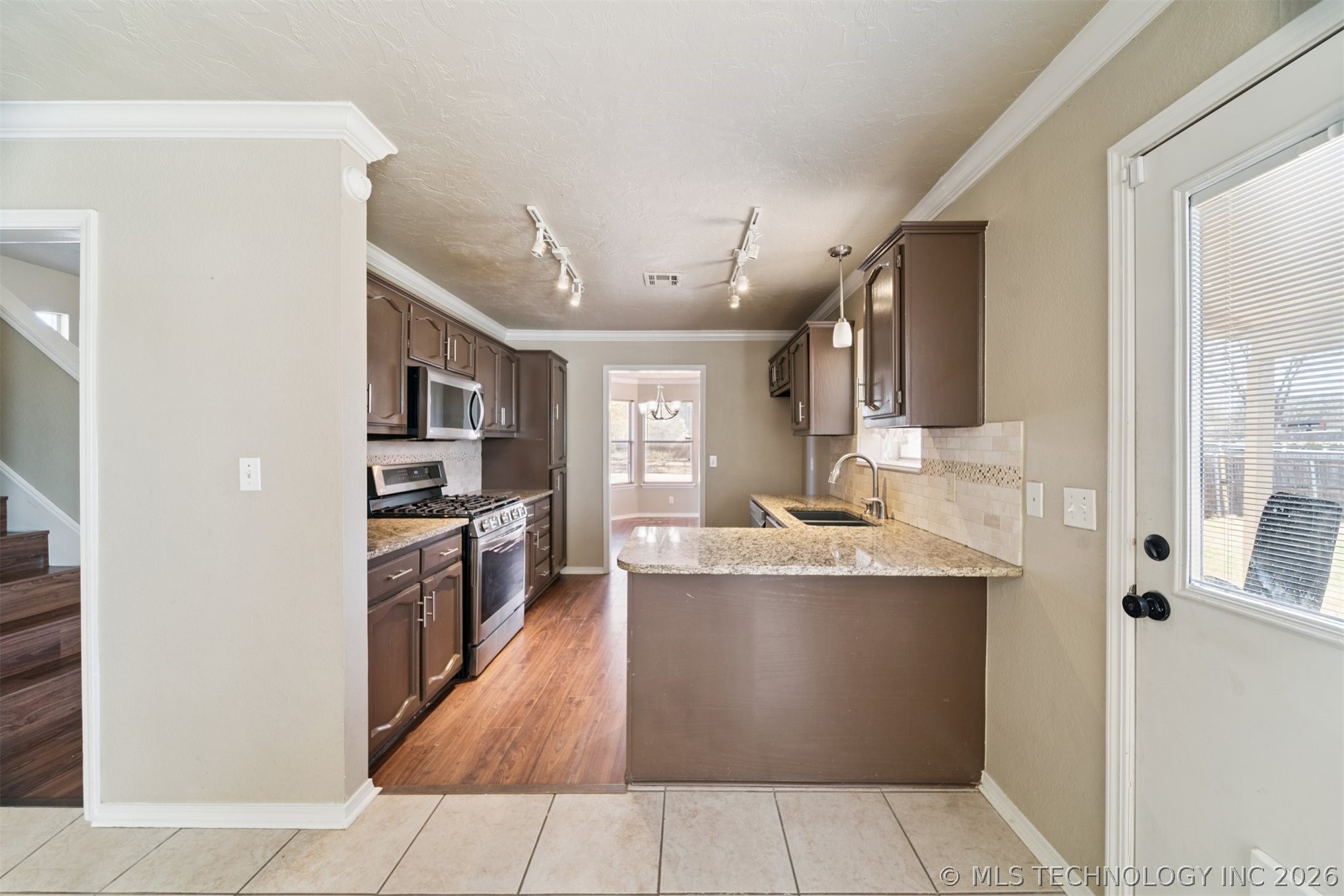1702 W 110th Place Property Photo 16