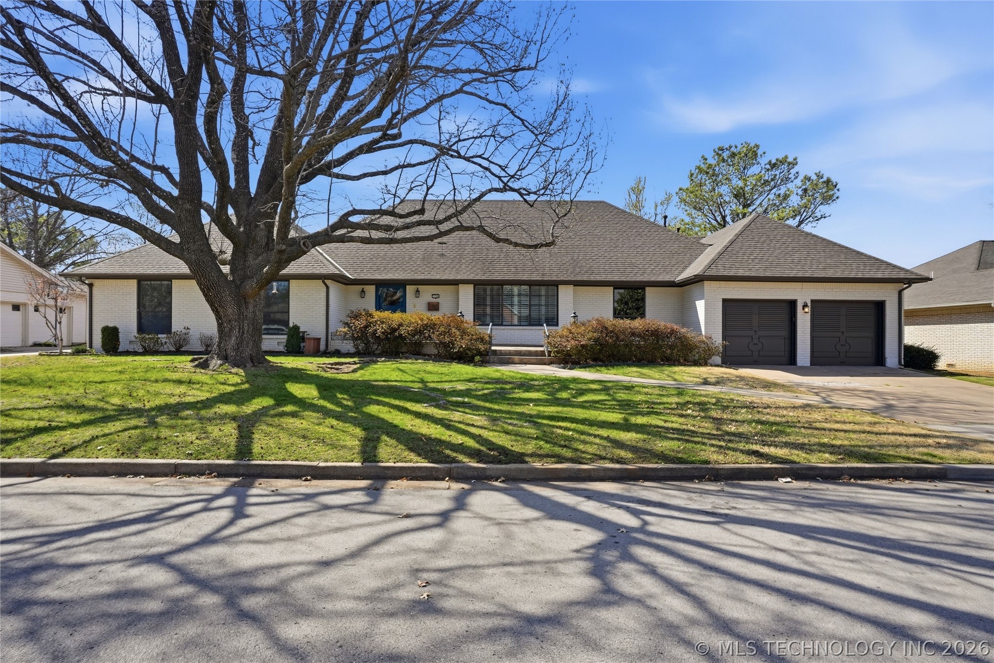 3704 S Braden Place Property Photo 4