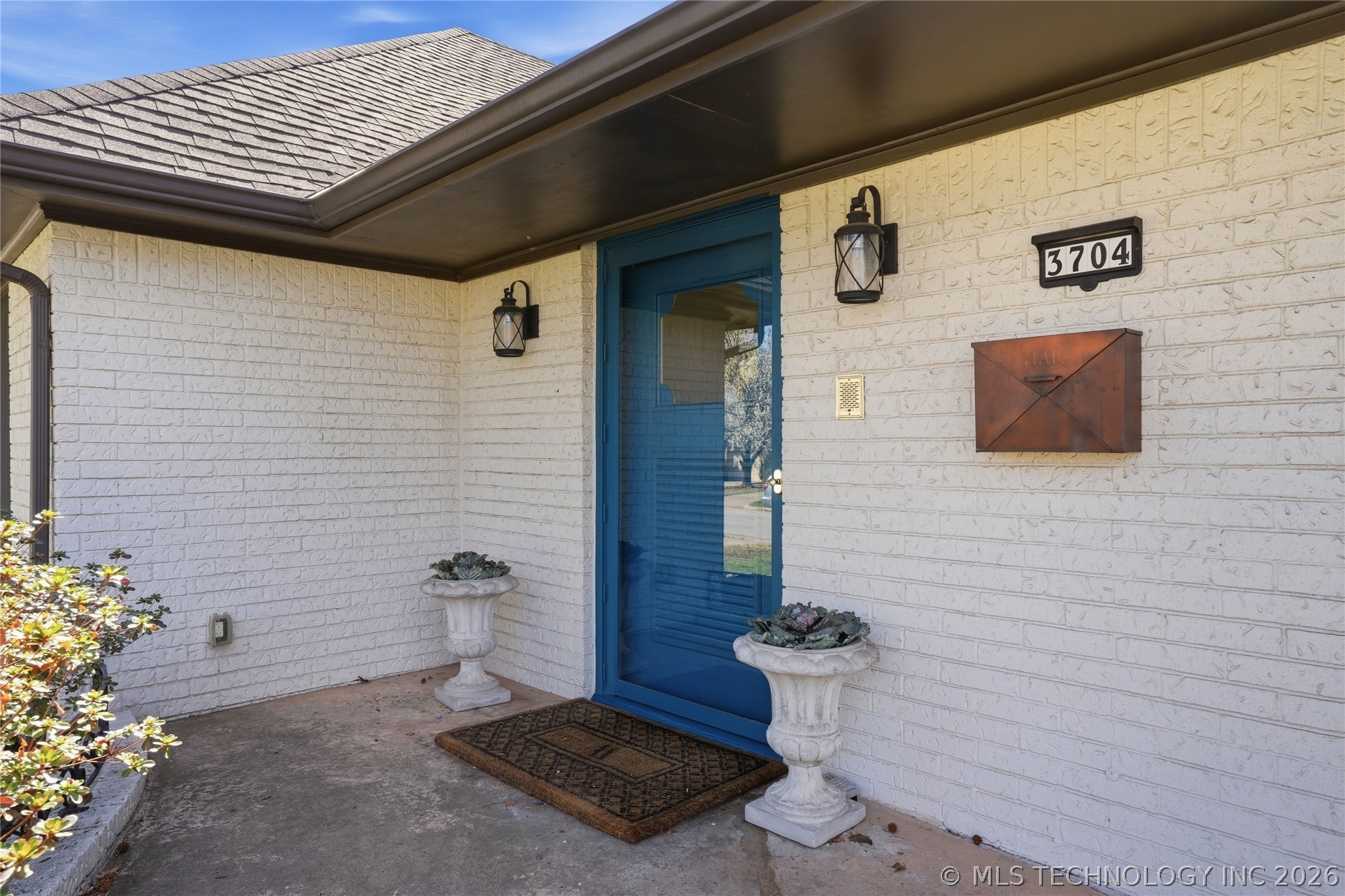 3704 S Braden Place Property Photo 6