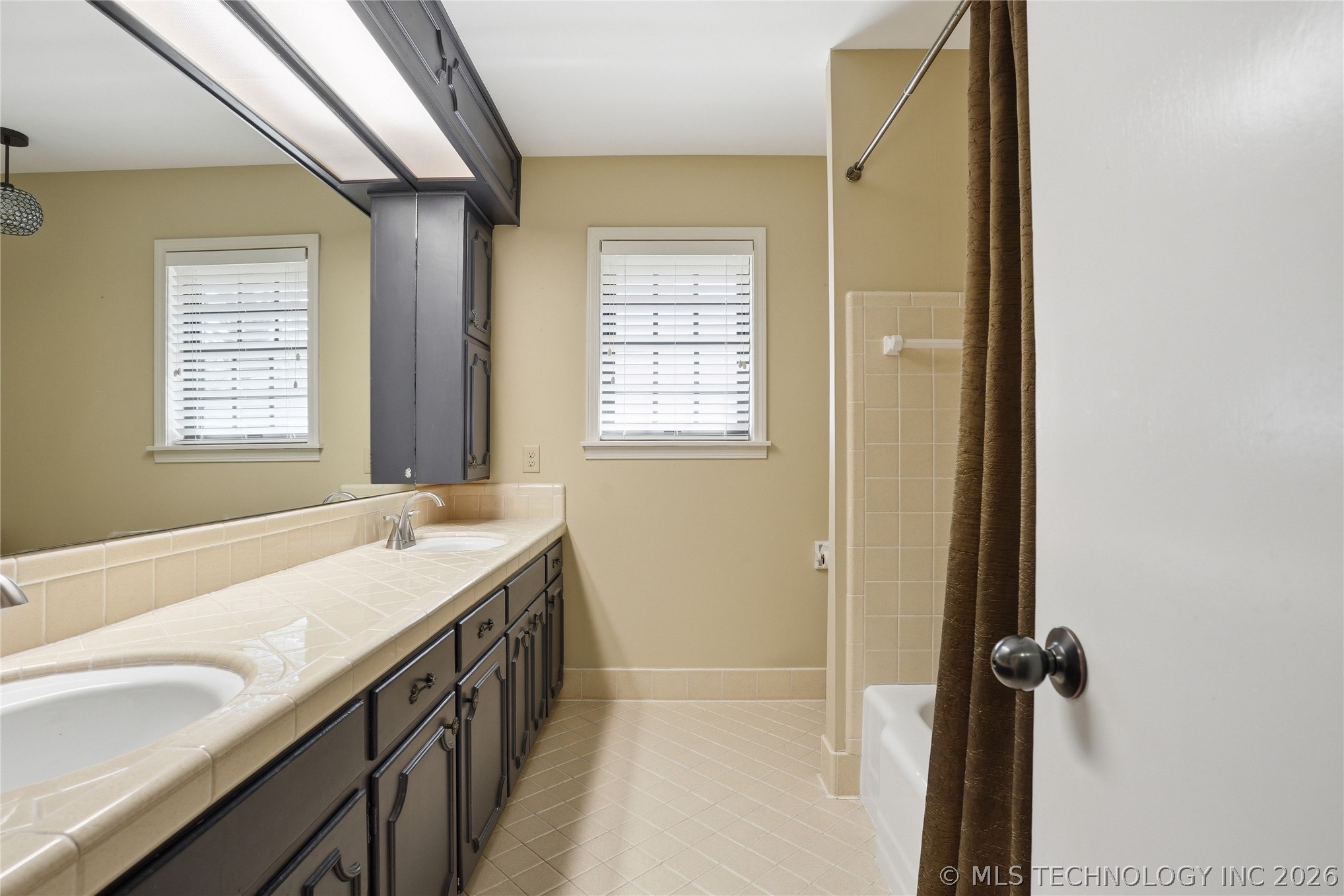 3704 S Braden Place Property Photo 51