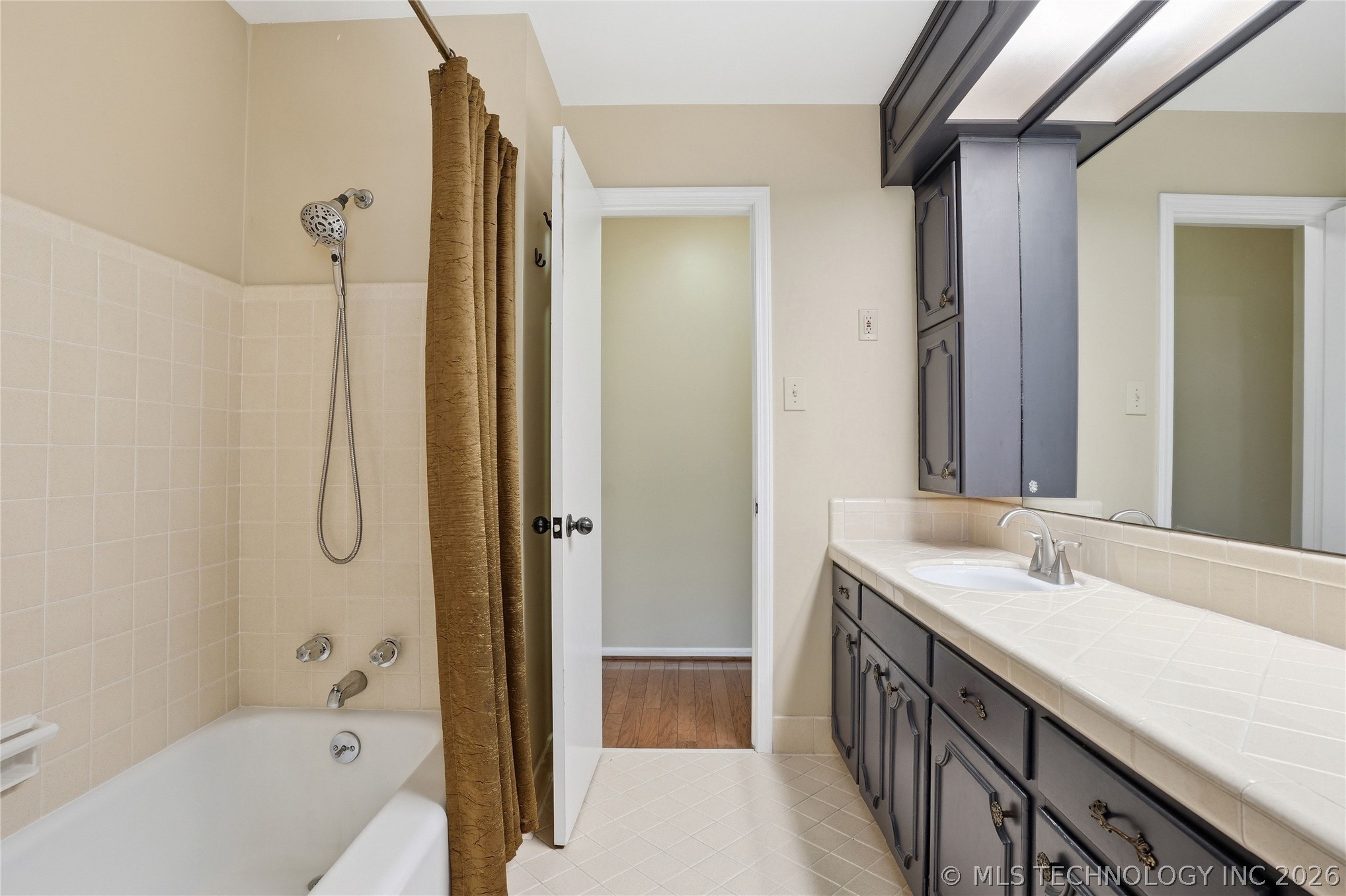 3704 S Braden Place Property Photo 53