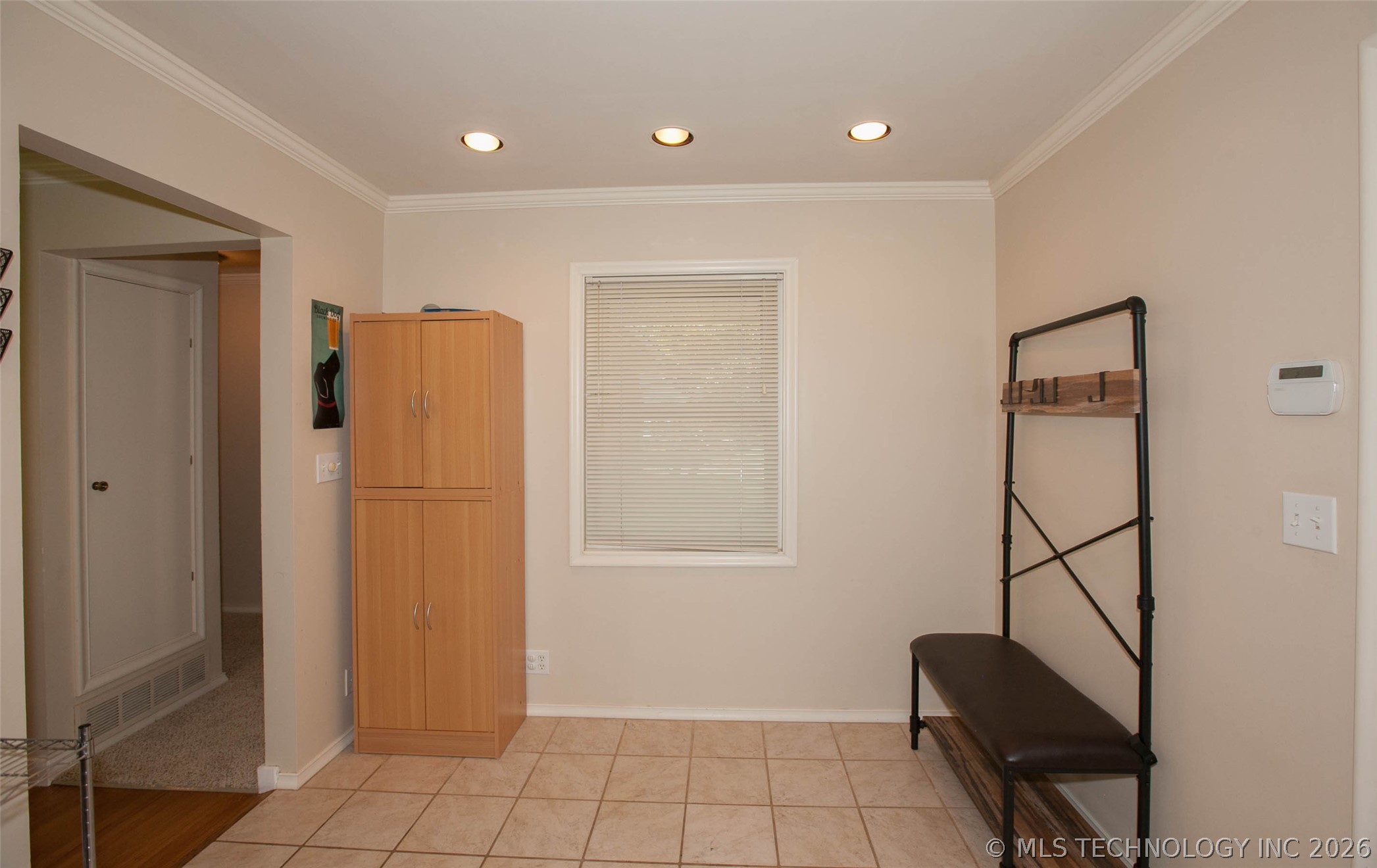 4003 E 52nd Street Property Photo 2
