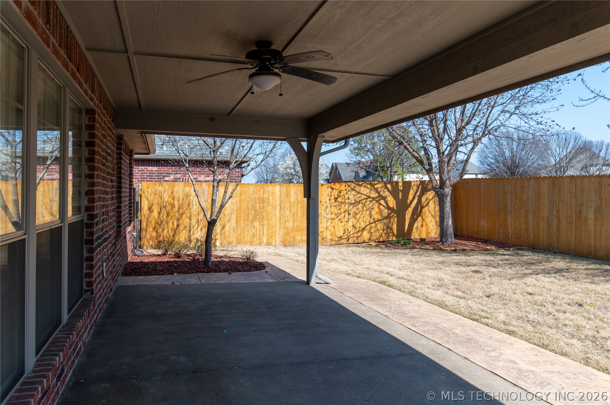 4303 S Sweet Gum Avenue Property Photo 17