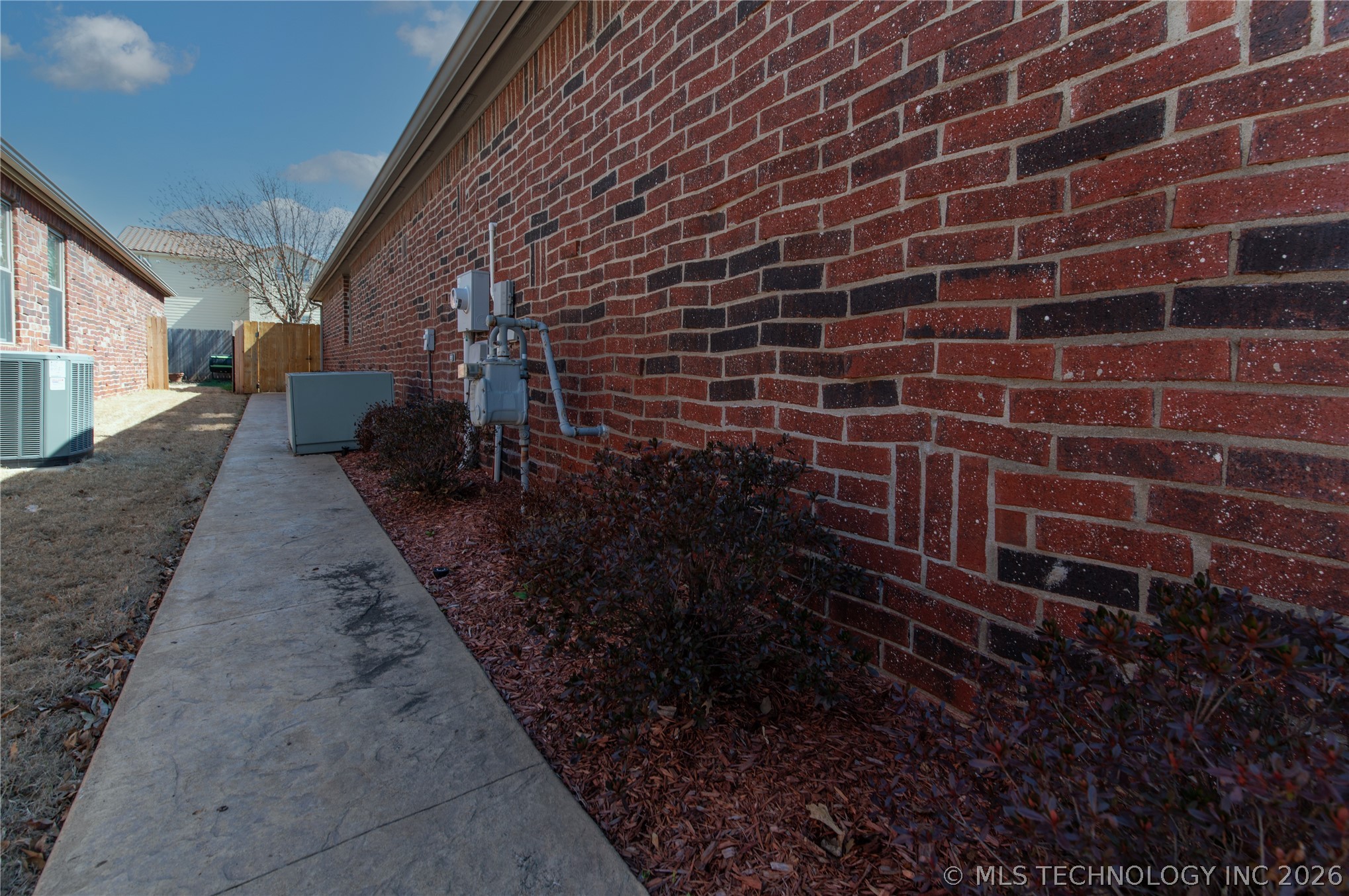 4303 S Sweet Gum Avenue Property Photo 21
