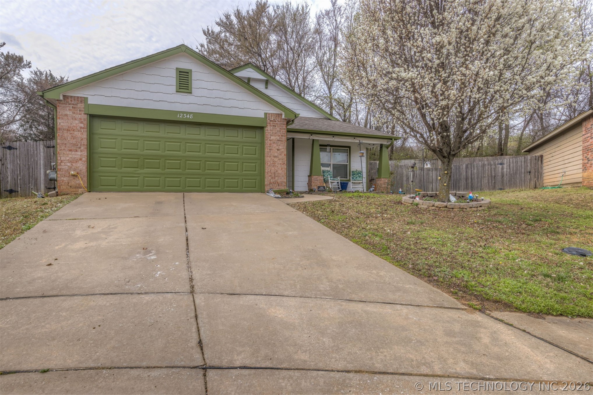 12348 S 268th East Avenue Property Photo 3