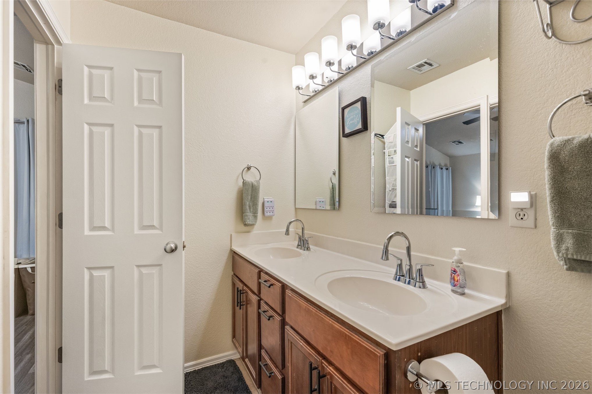 12348 S 268th East Avenue Property Photo 37
