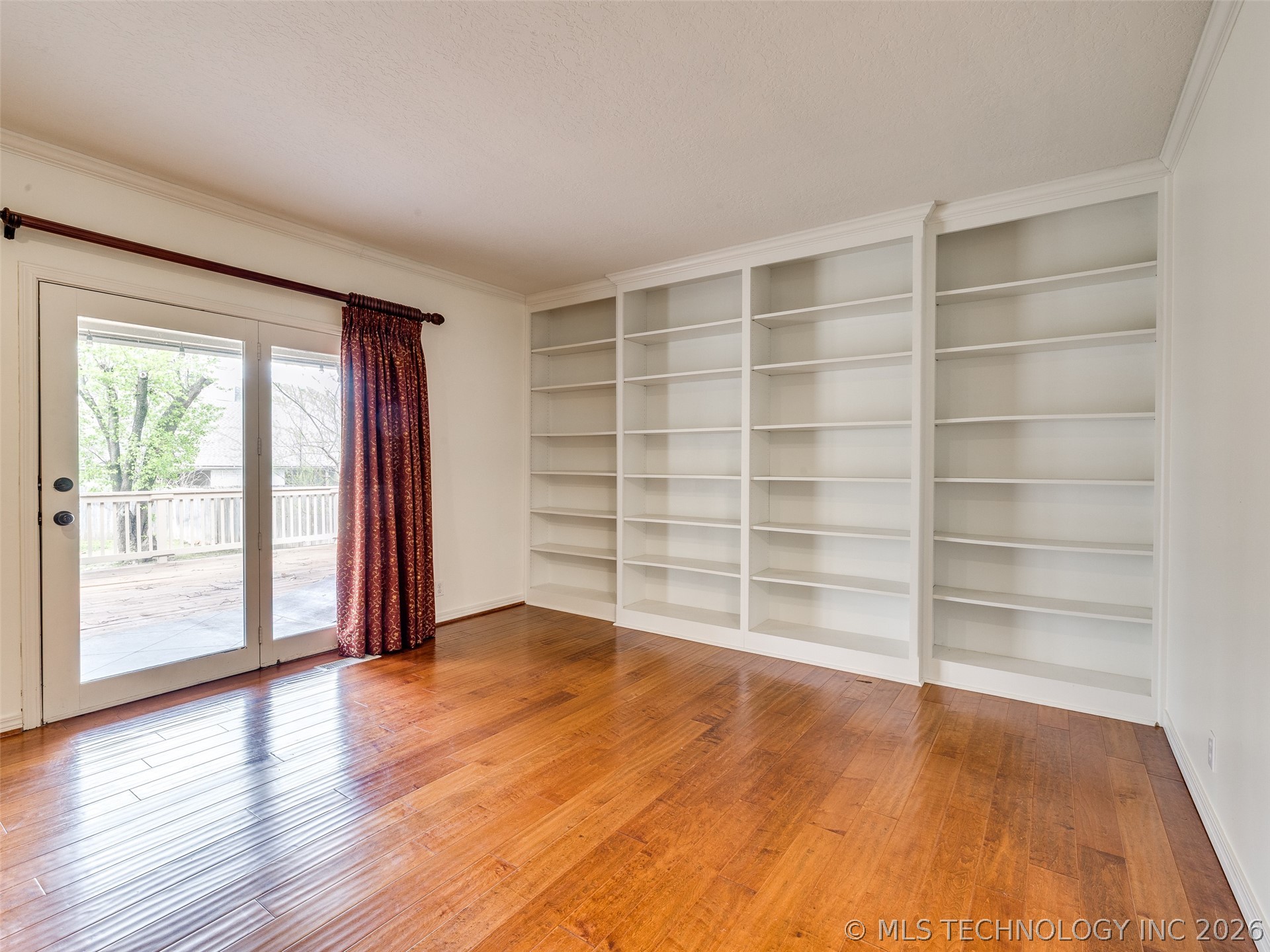 7545 E 65th Place Property Photo 10
