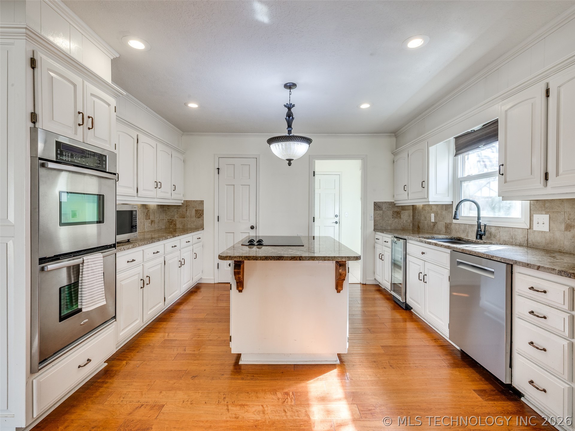 7545 E 65th Place Property Photo 12