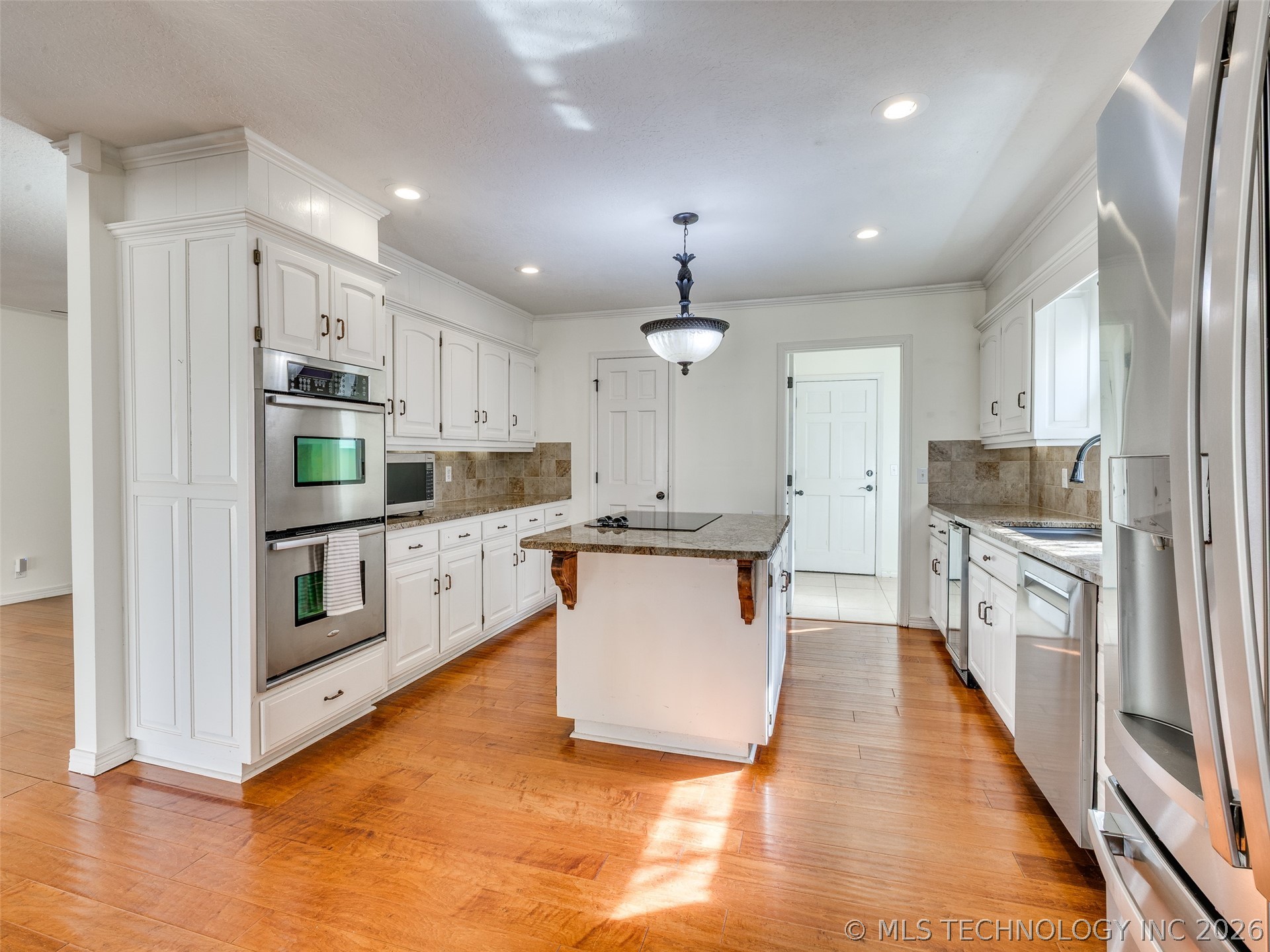 7545 E 65th Place Property Photo 14