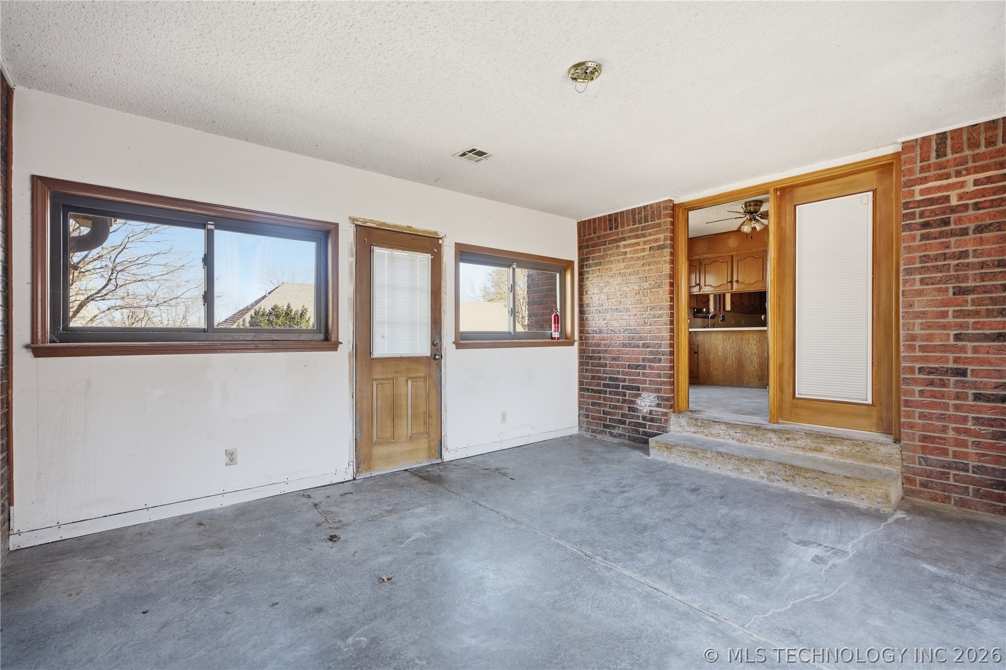 515 Glencoe Circle Property Photo 17