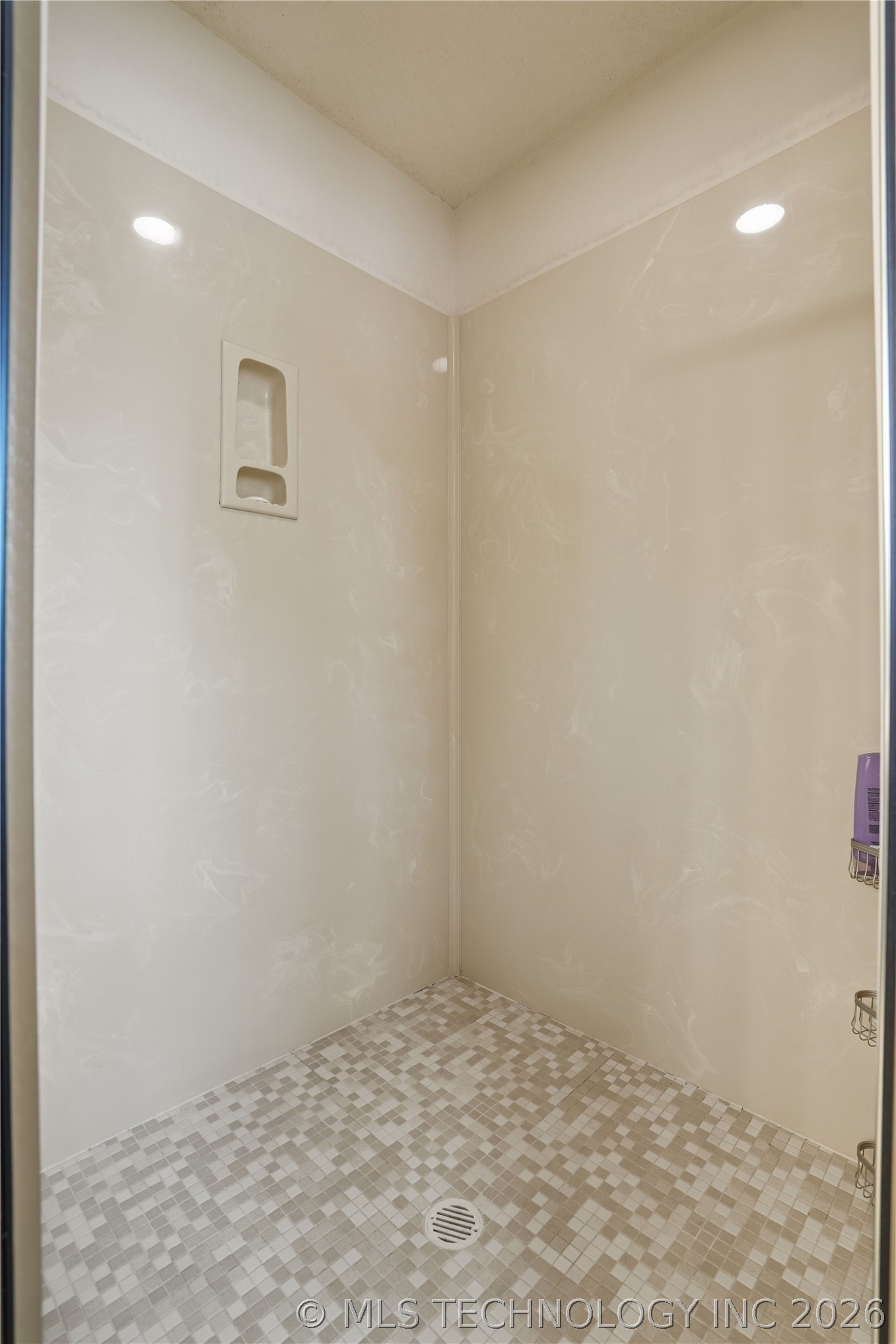 3435 E 86th Street Property Photo 51