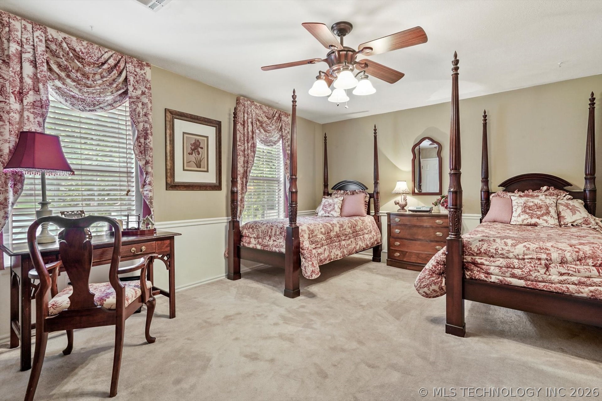 1110 N Renaissance Drive Property Photo 23