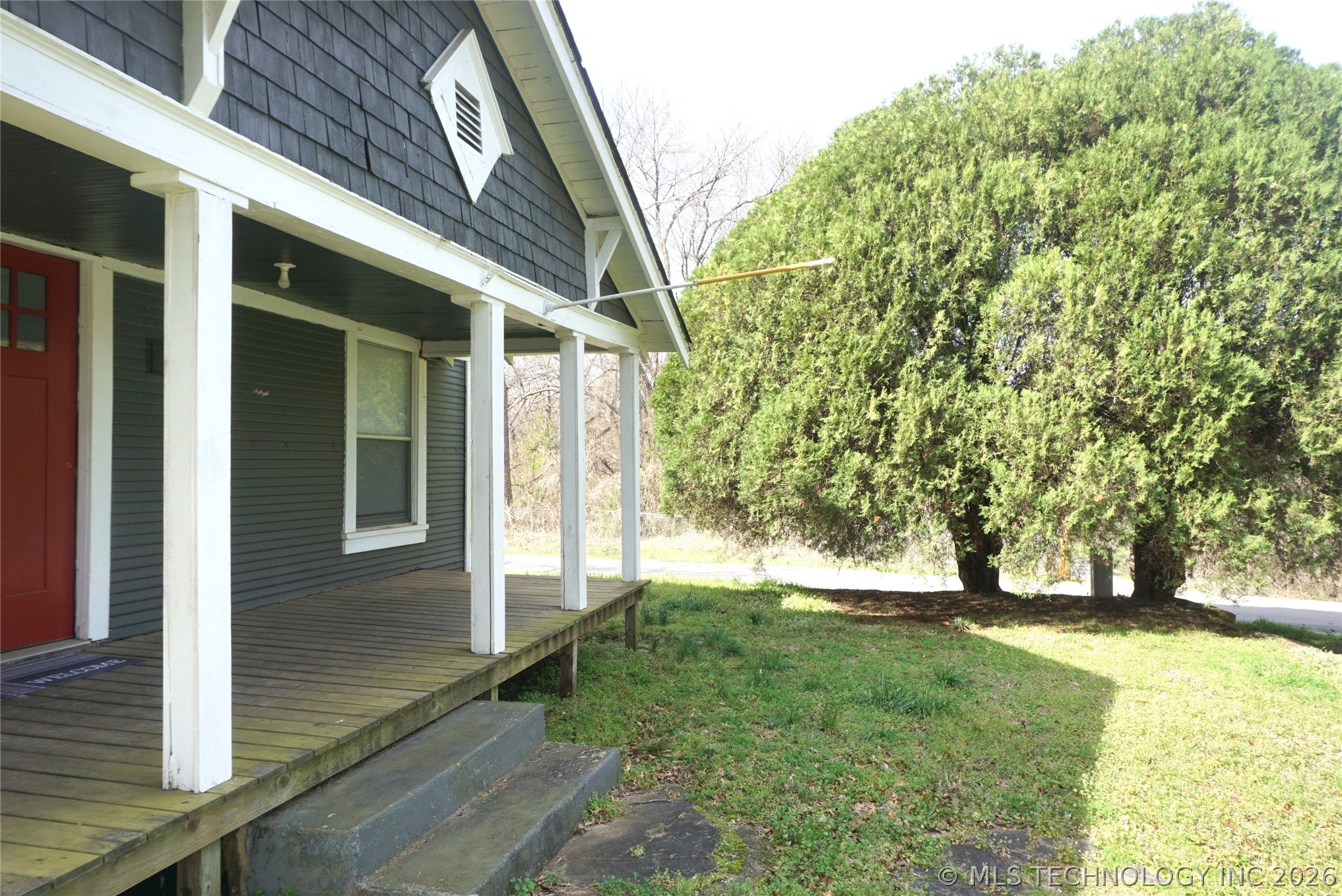 311 W Madison Street Property Photo 5