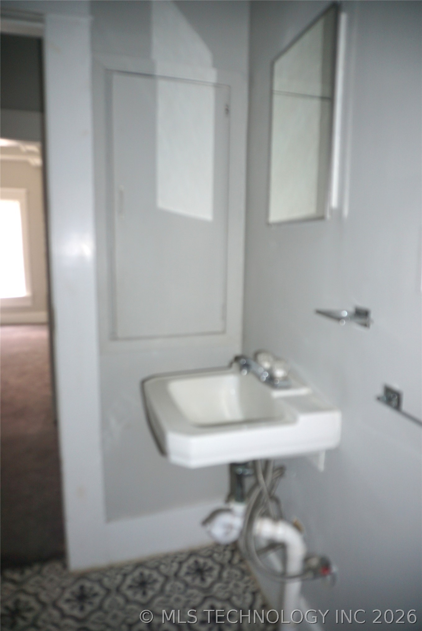 311 W Madison Street Property Photo 25