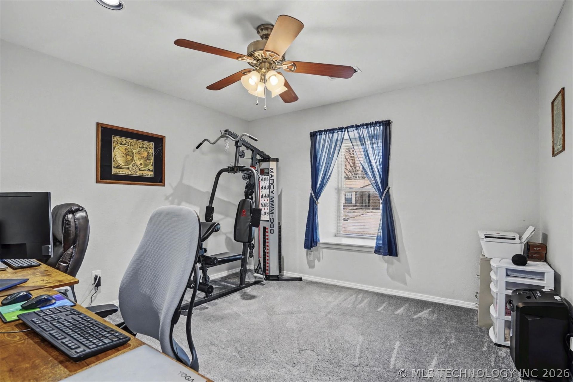 8005 S Date Avenue Property Photo 6