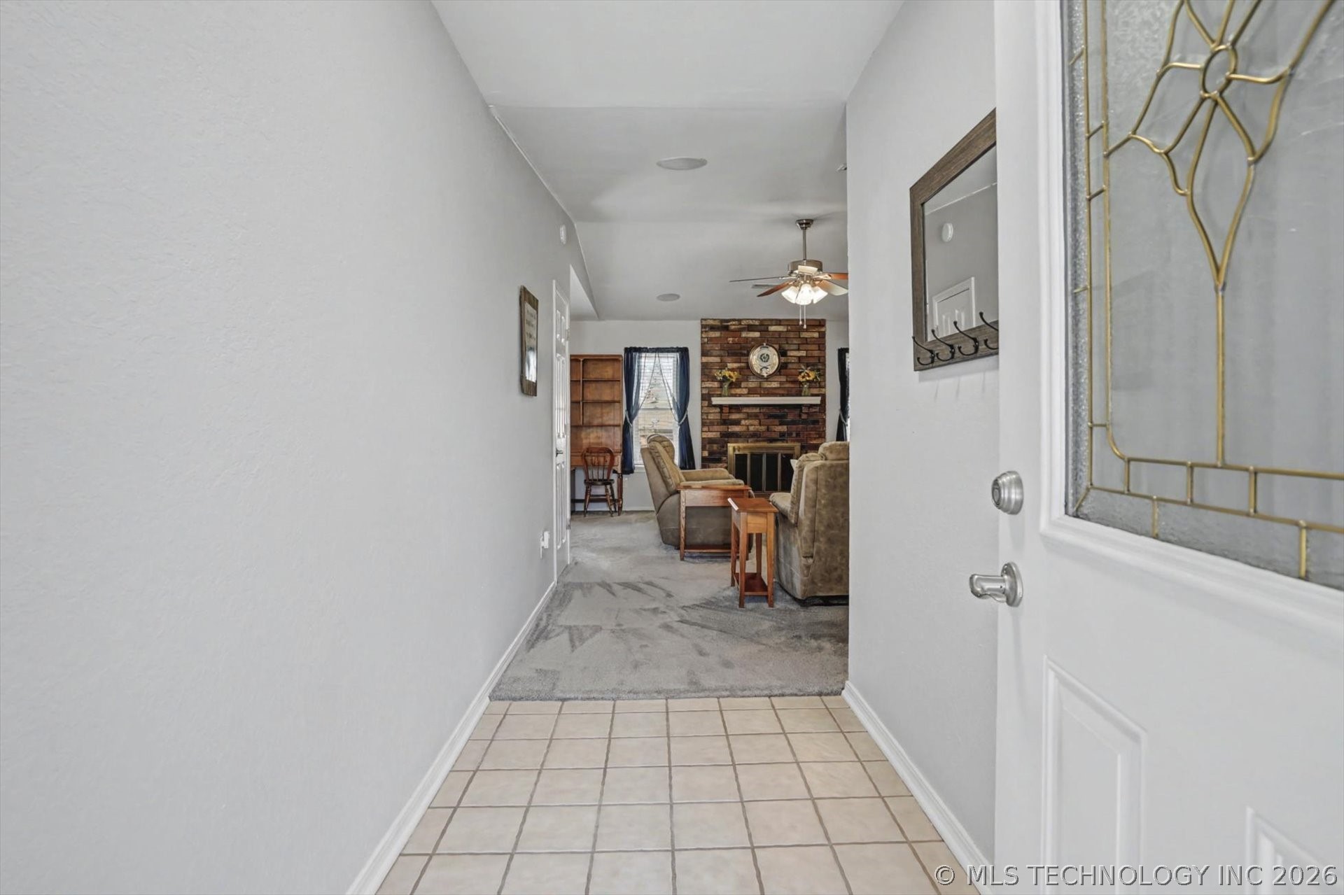 8005 S Date Avenue Property Photo 7